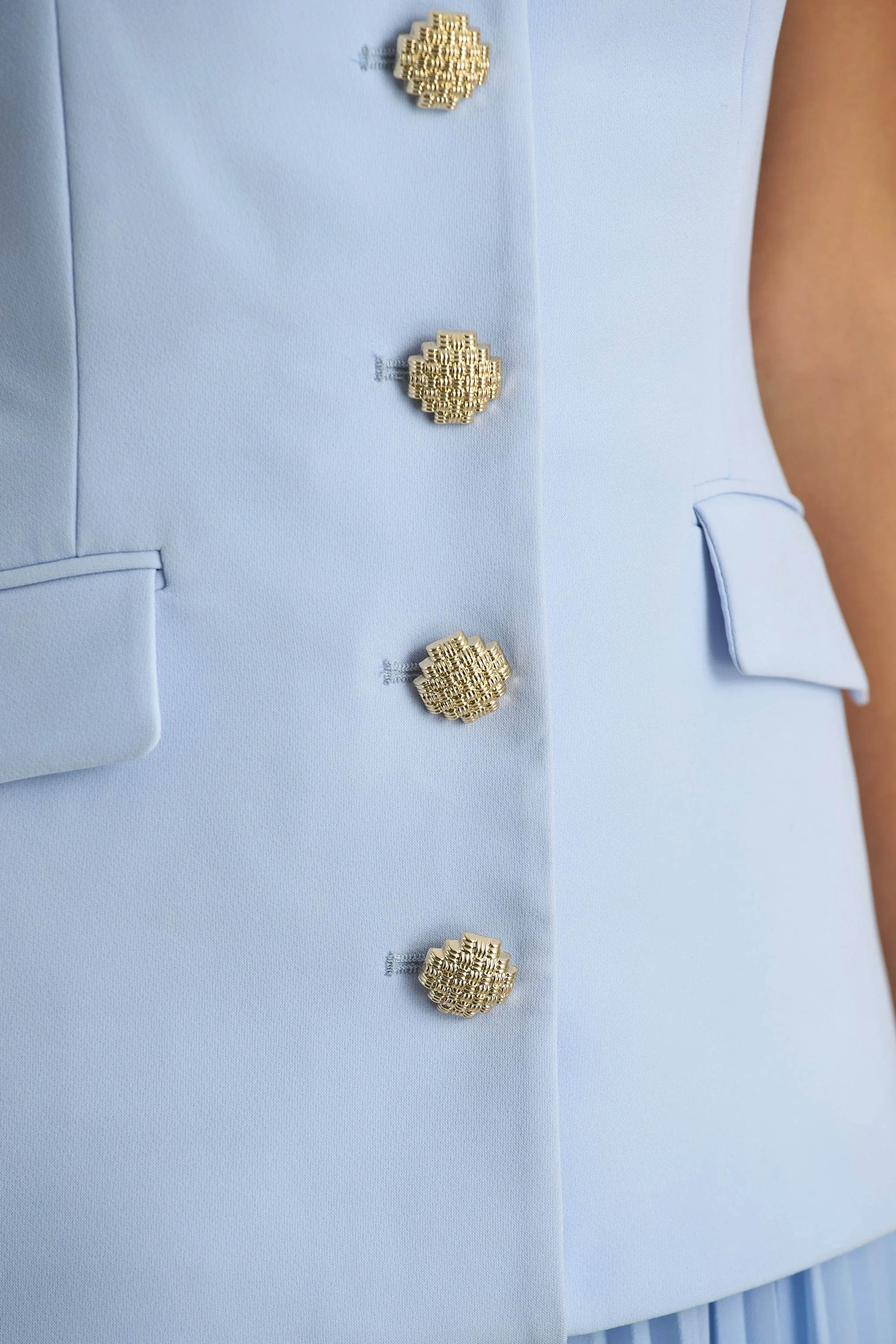 Heavenly | Poederblauwe Hoge Hals Maxi Jurk Met Geplooide Details - Image 6