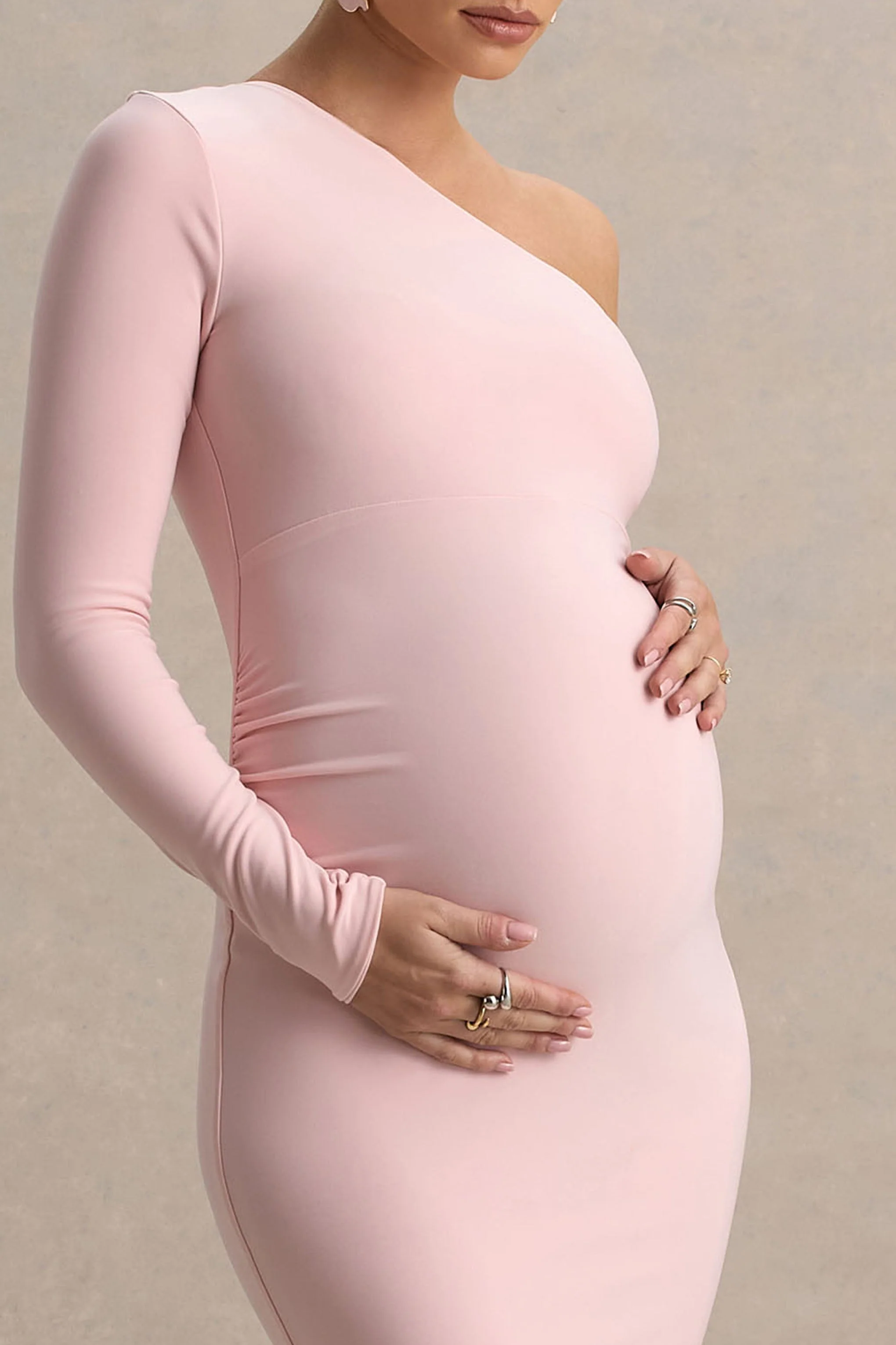 Heloise | Roze Asymmetrische Zwangerschaps Maxi Jurk Met Eèn mouw - Image 3