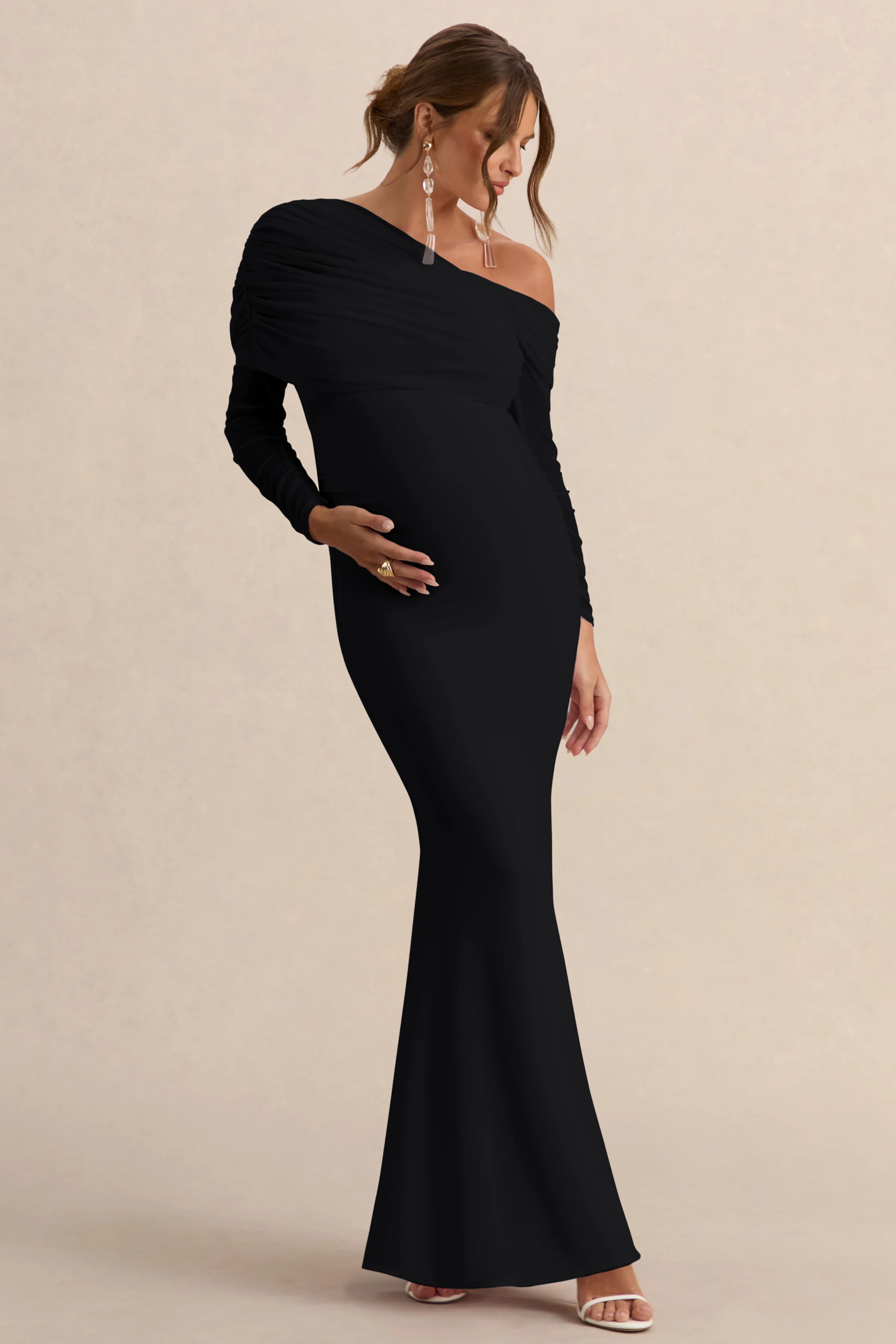 Ianthe | Zwarte Asymmetrische Hals Zwangerschap Maxi Jurk Met Mesh Lange Mouwen - Image 4