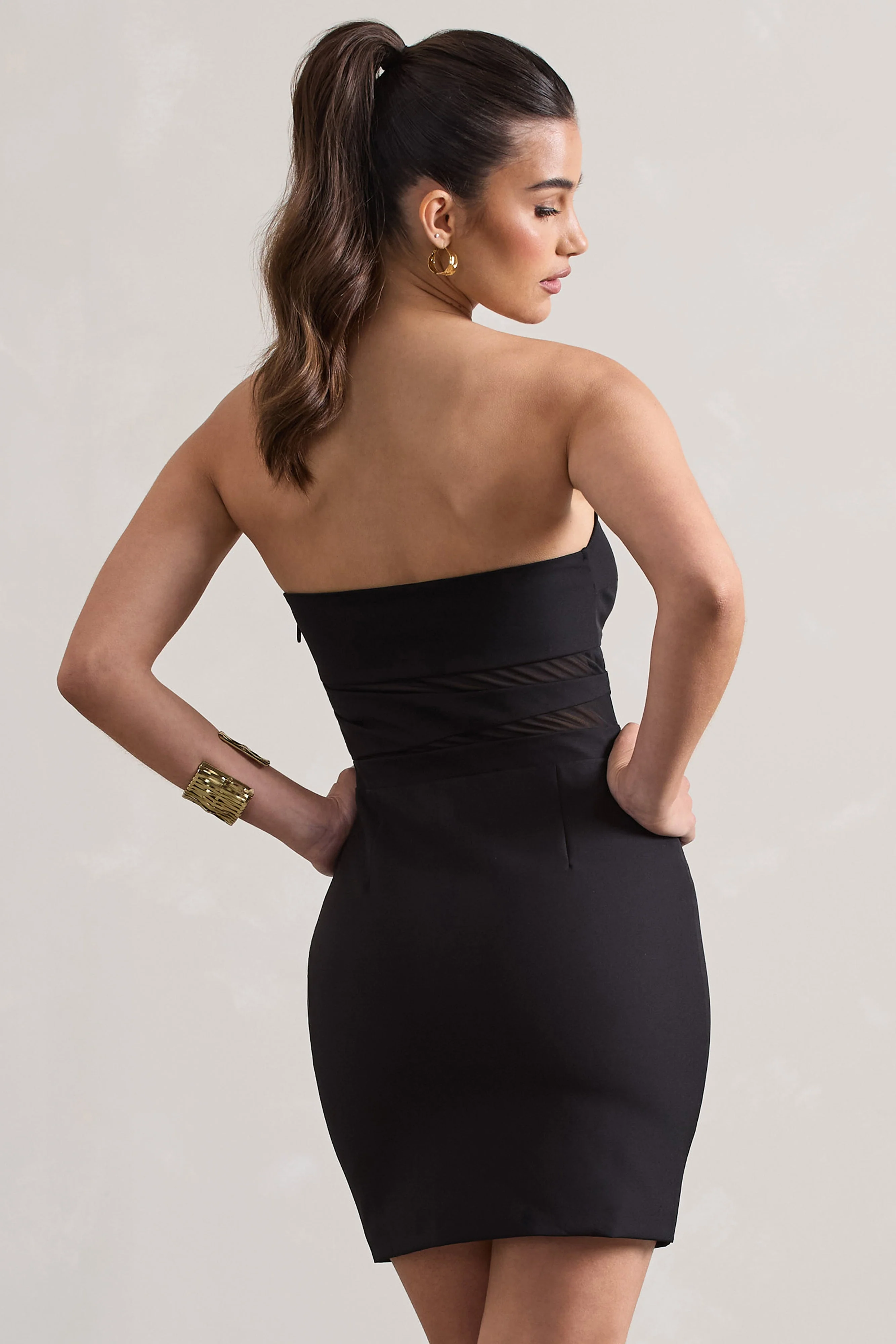 Indie | Zwarte Bodycon Bandeau Mini Jurk Met Uitsnijding - Image 2