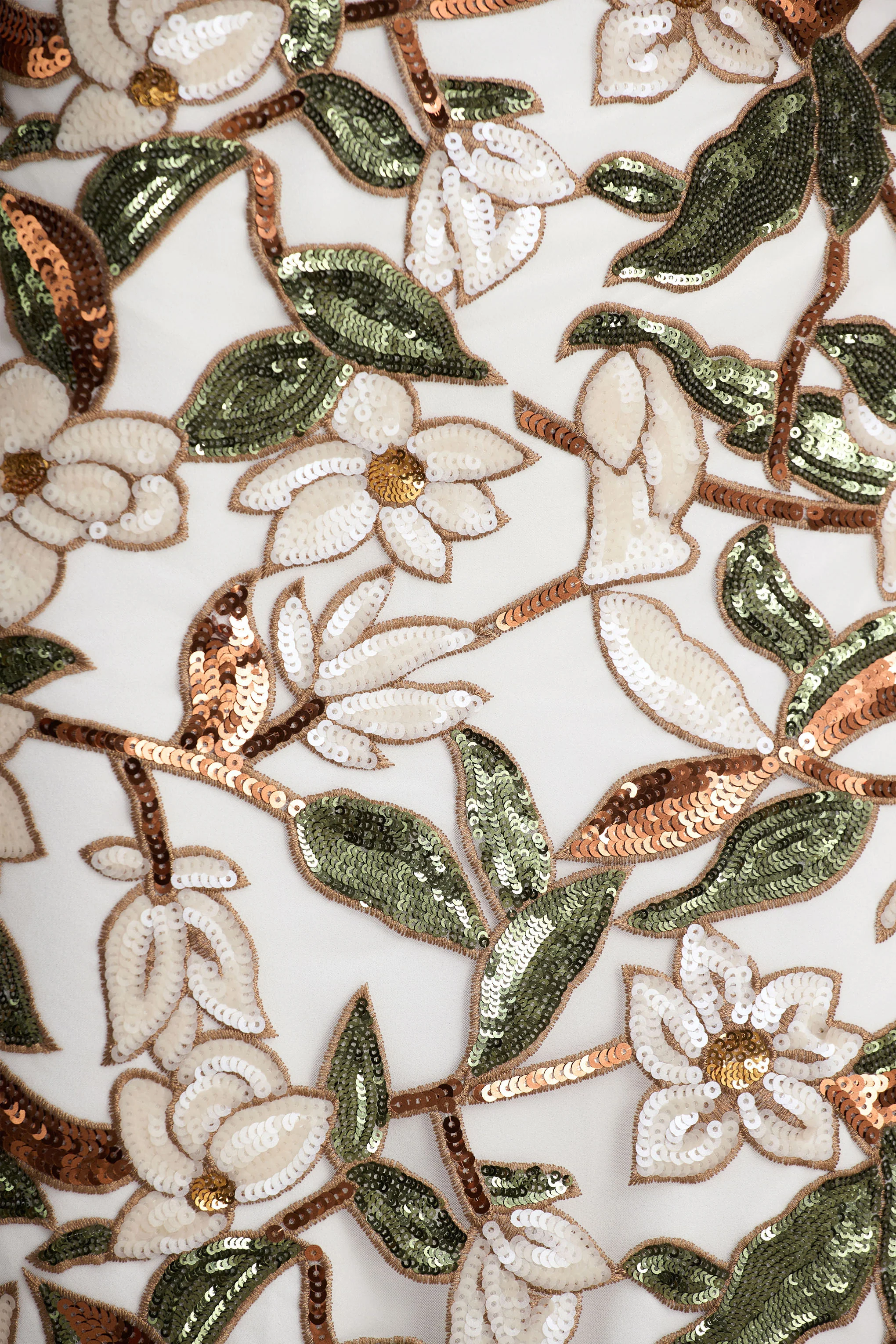 Iony | Witte en Groene Pailletten Bloemen en Mesh Maxi Jurk Met Asymmetrische Hals - Image 6