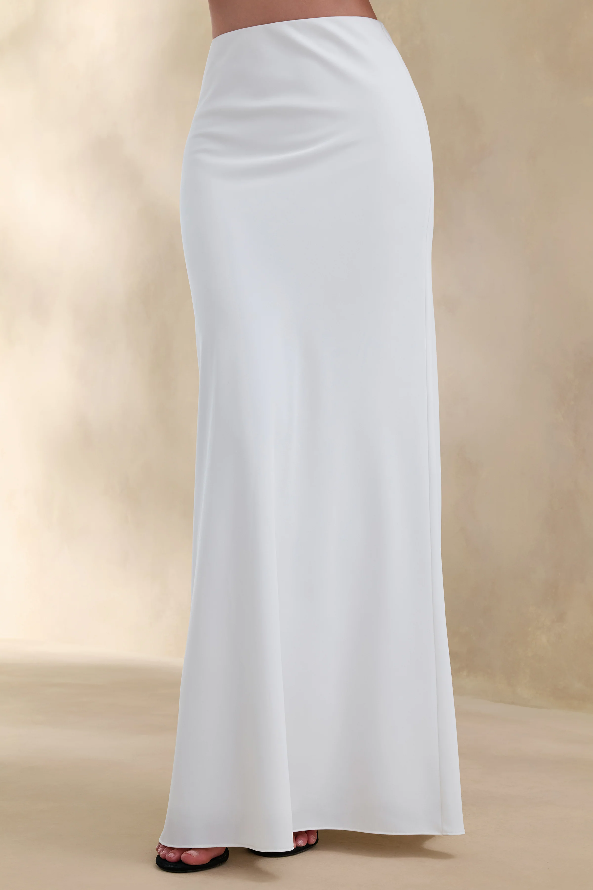 Iveta | Witte Satijnen Maxi Rok - Image 3