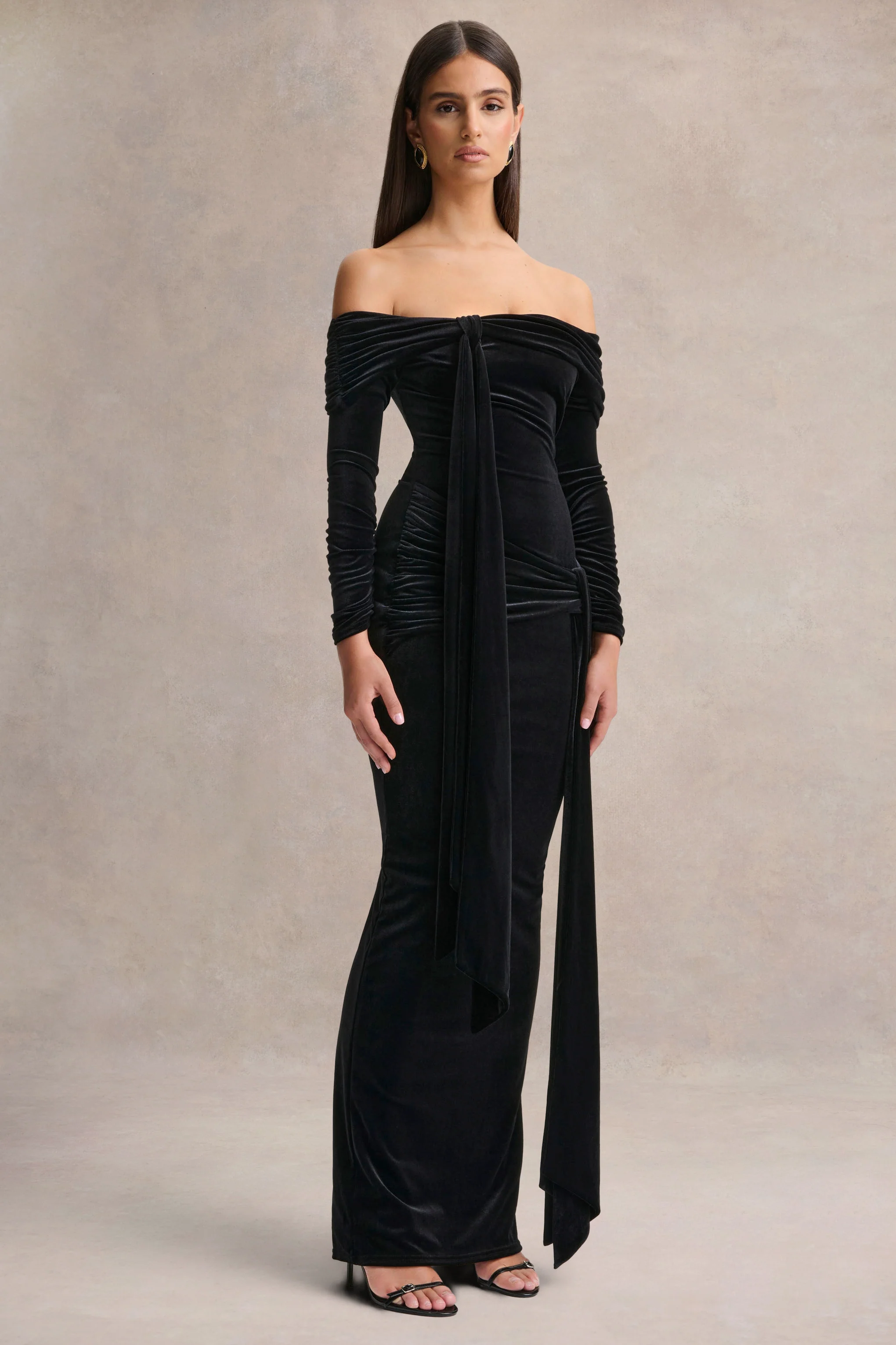 Jessara | Zwarte Bardot Hals Maxi Jurk Met Knoop-Detail - Image 4