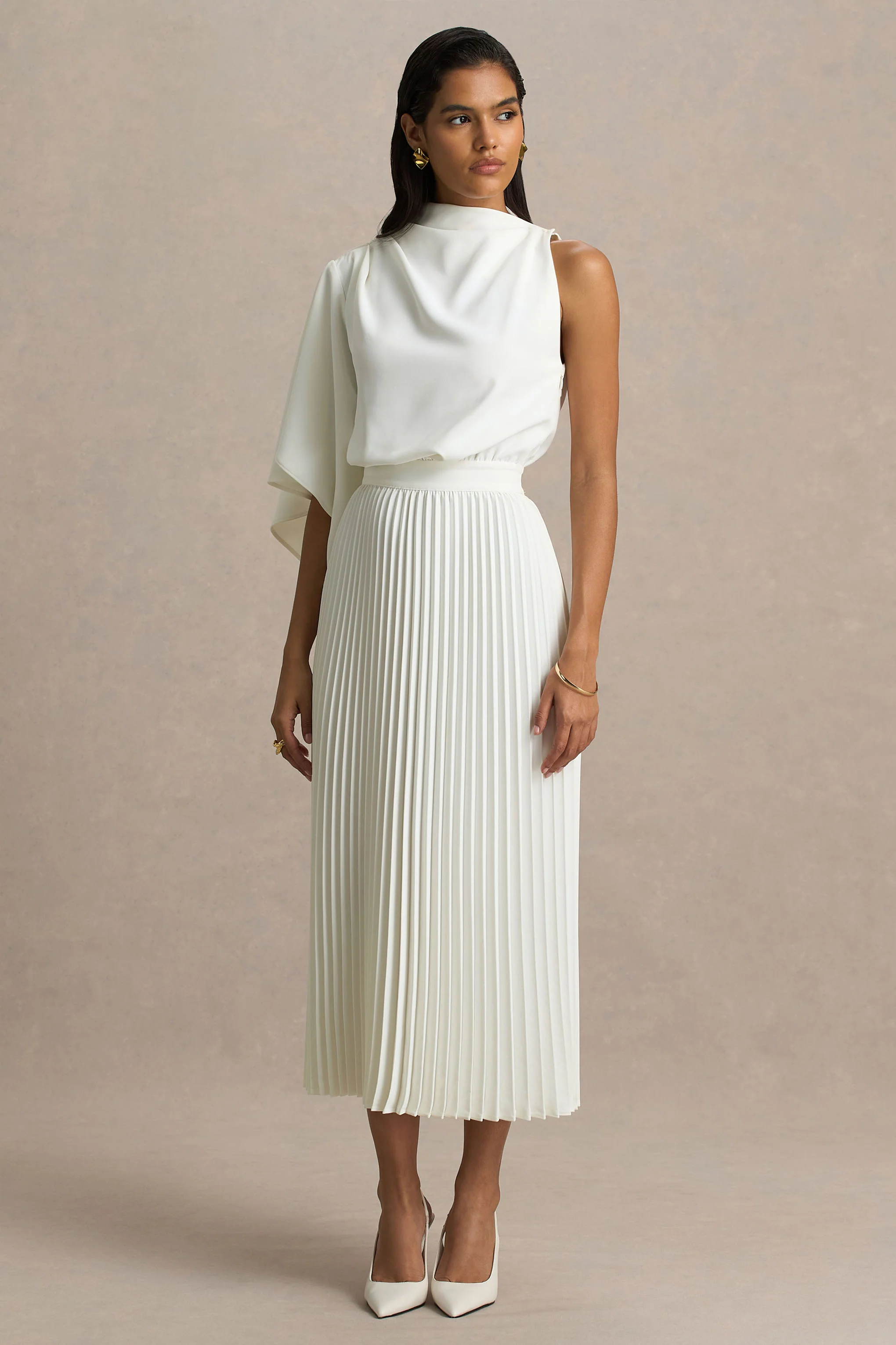 Jimena | Crème Hoge Hals Midi Jurk Met Eén Lange Mouw En Geplooide Details
