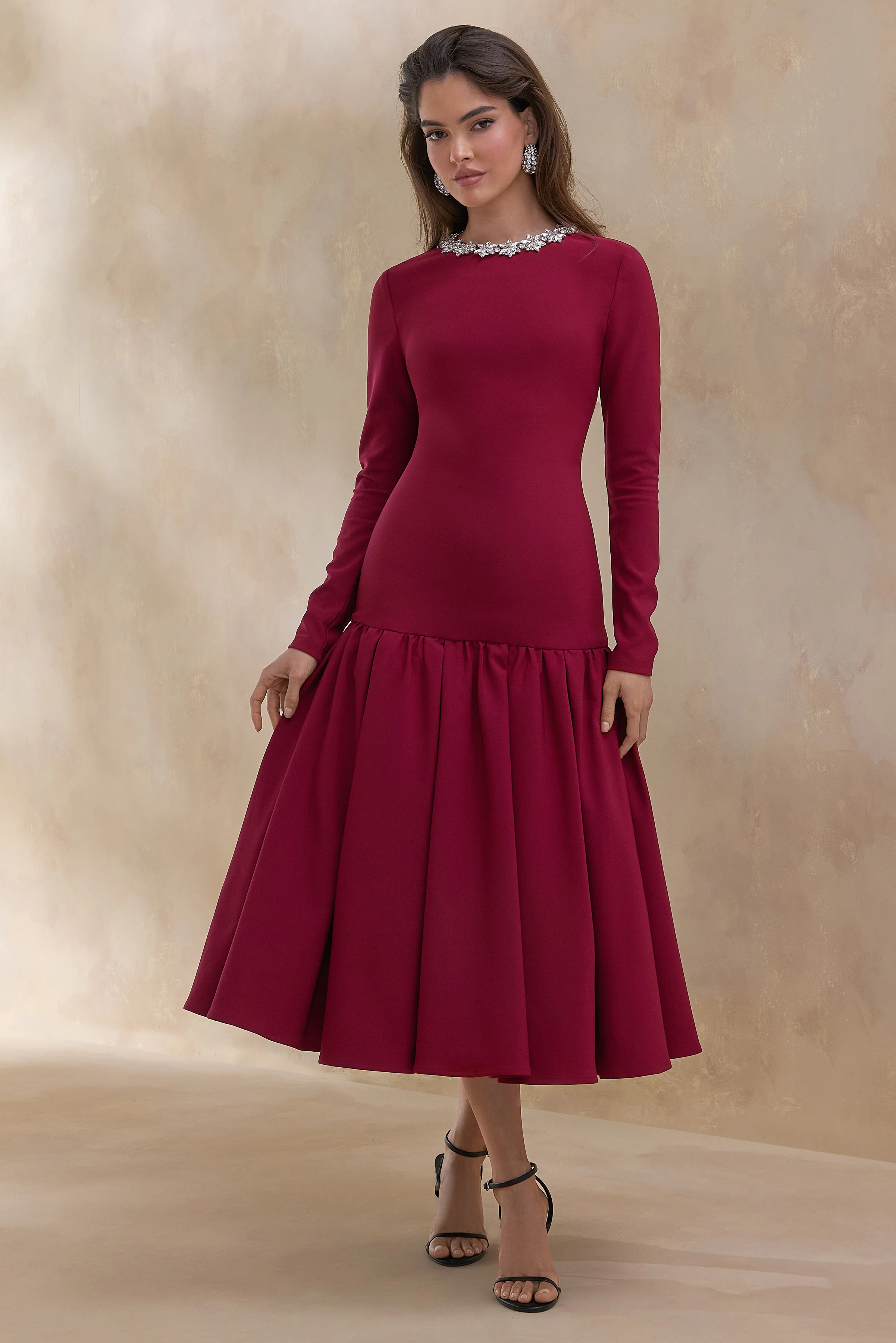 Jovana | Bordeaux Ronde Hals Midi Jurk Met Verlaagde Taille - Image 4