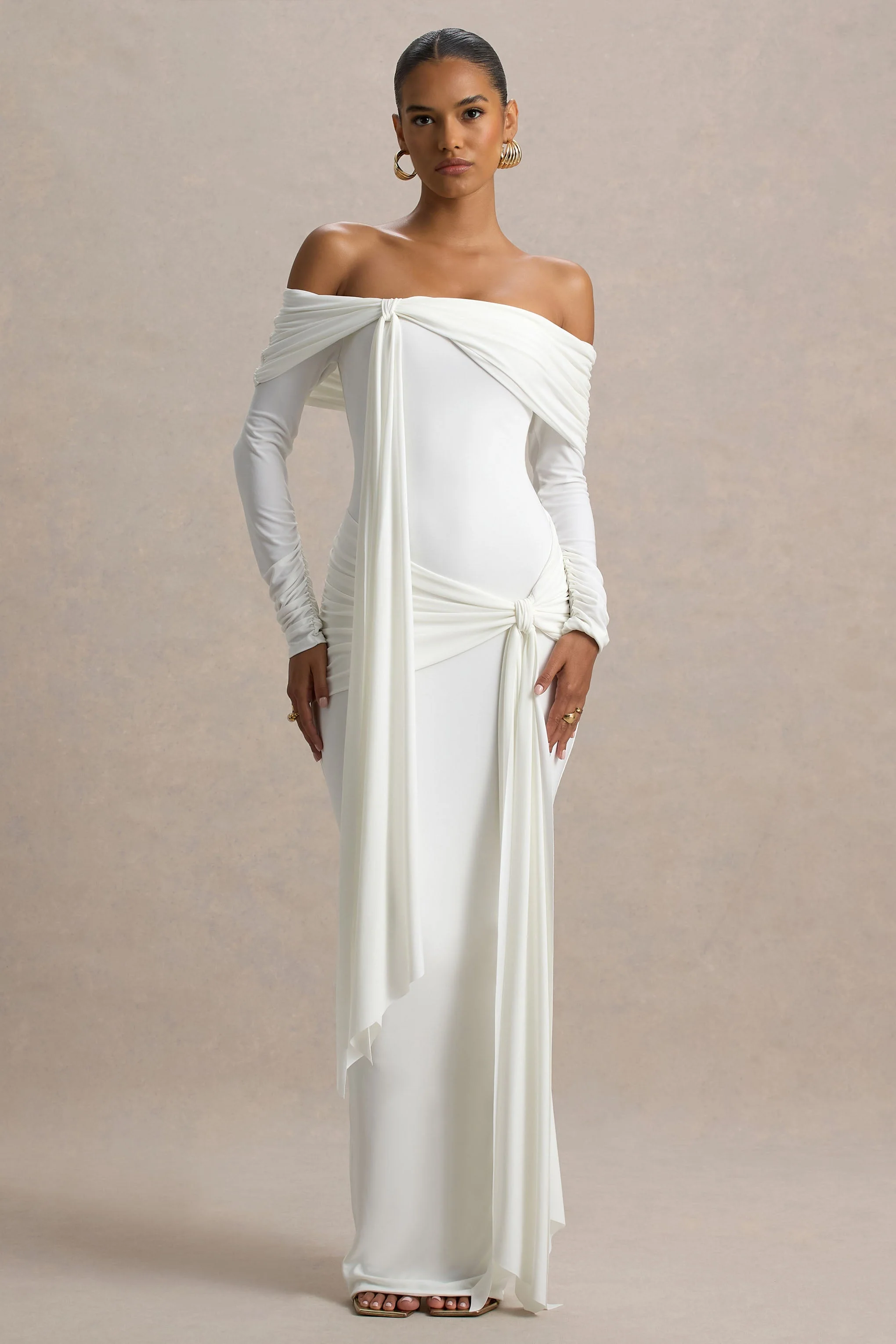 Jovie | Witte Bardot Overslag Maxi Jurk Met Ceintuur detail - Image 4