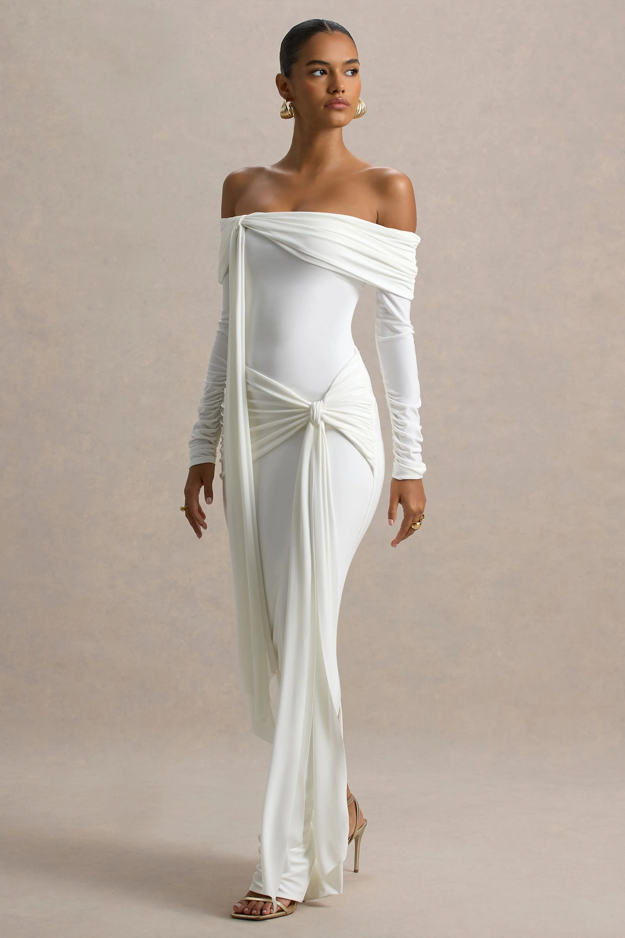 Jovie | Witte Bardot Overslag Maxi Jurk Met Ceintuur detail - Image 5