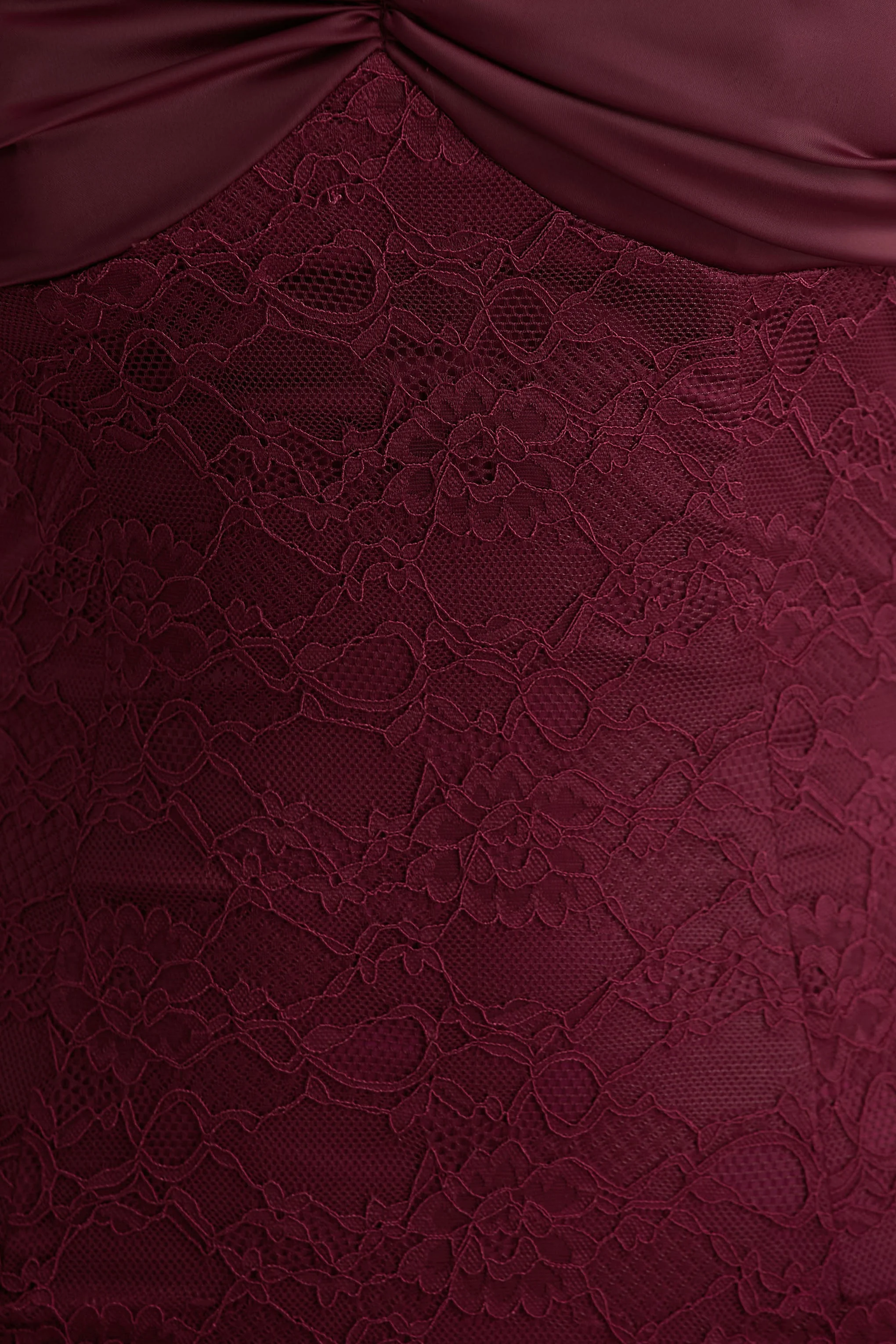 Juana | Bordeaux Satijnen En Kant Maxi Jurk Met Sweetheart Hals - Image 6