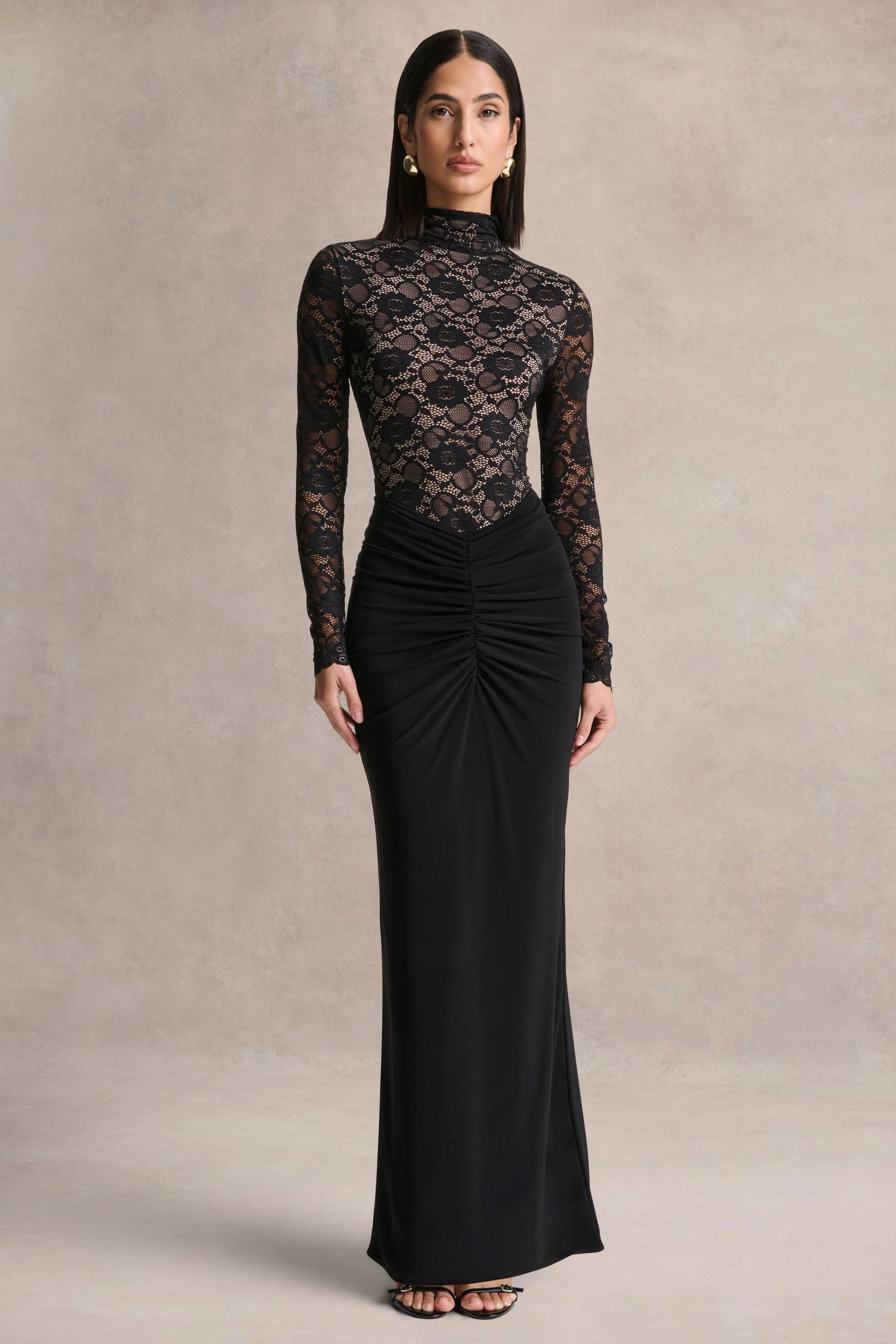 Justina | Zwarte Hoge Hals Maxi Jurk Met Gerimpelde Details - Image 5