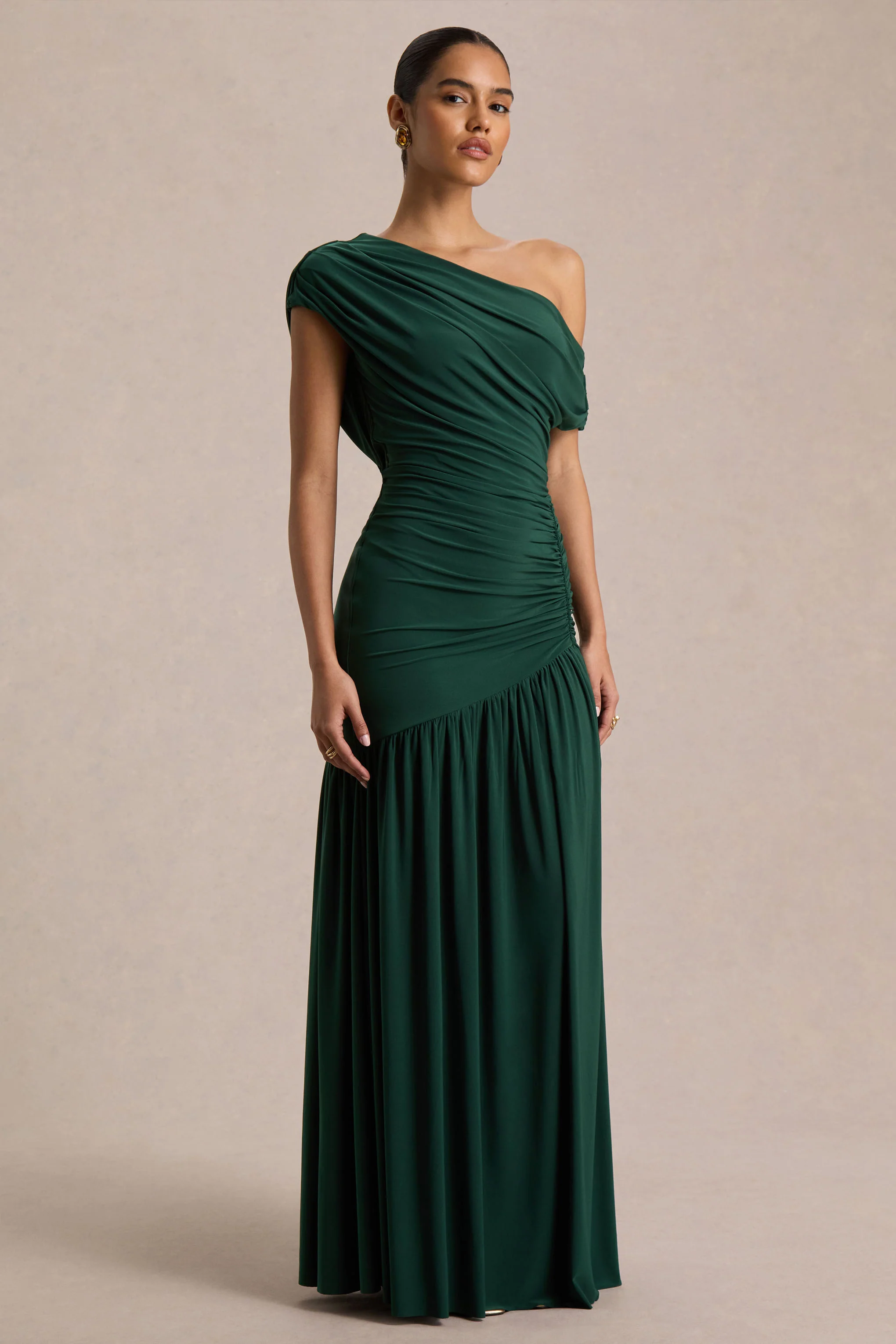 Kady | Donkergroene Asymmetrische Hals Maxi Jurk Met Gerimpelde Detail - Image 5