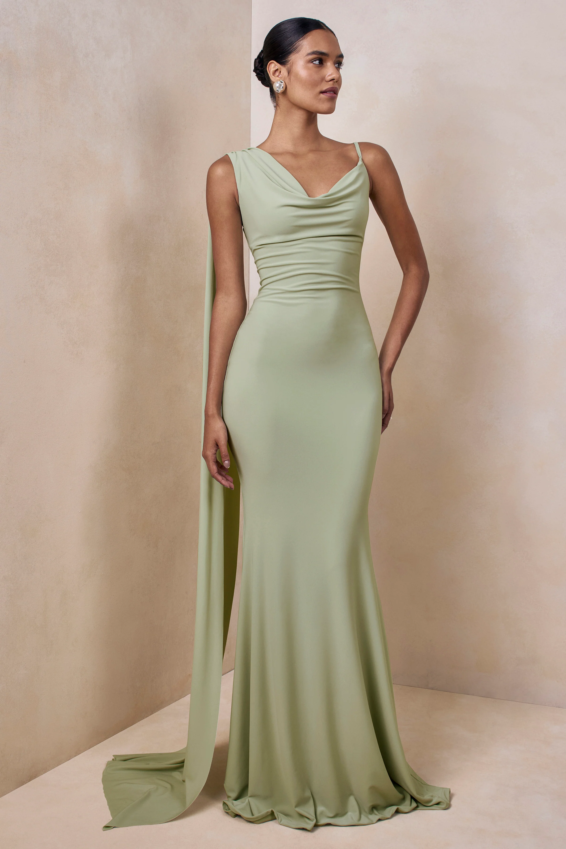 Kenza | Mint Asymmetrische Hals Maxi Jurk Met Sjaal Detail