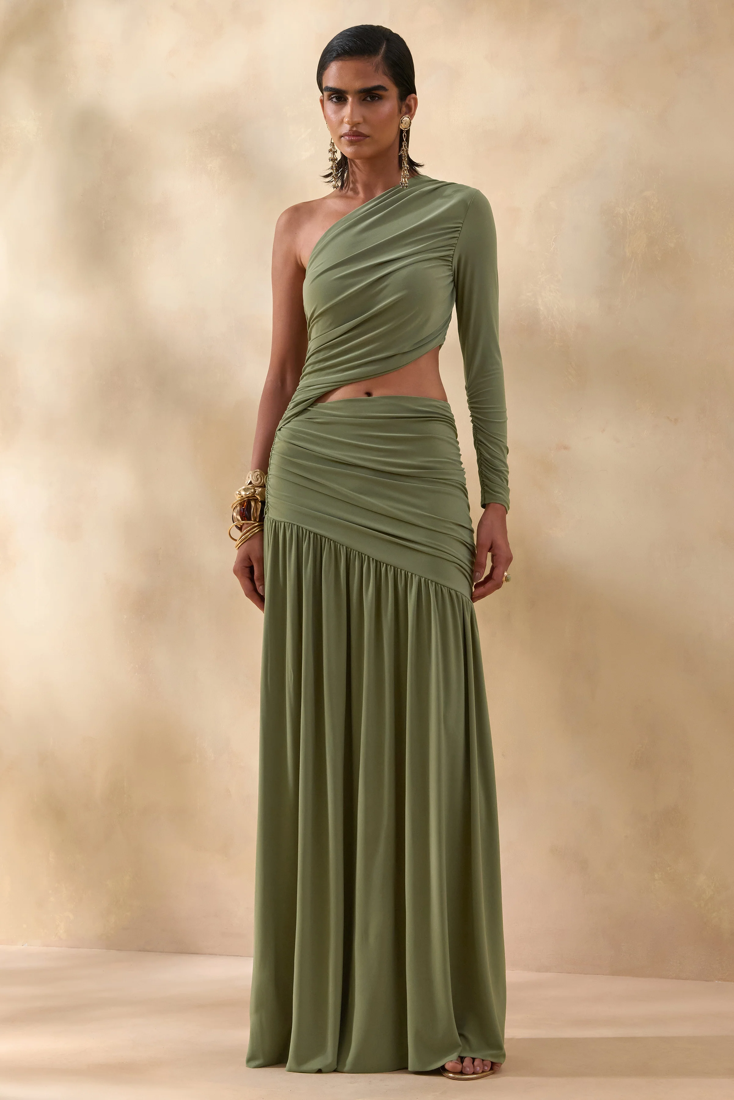 Kinsley | Olijfgroene Asymmetrische Hals Maxi Jurk met Uitsnijding Detail - Image 7