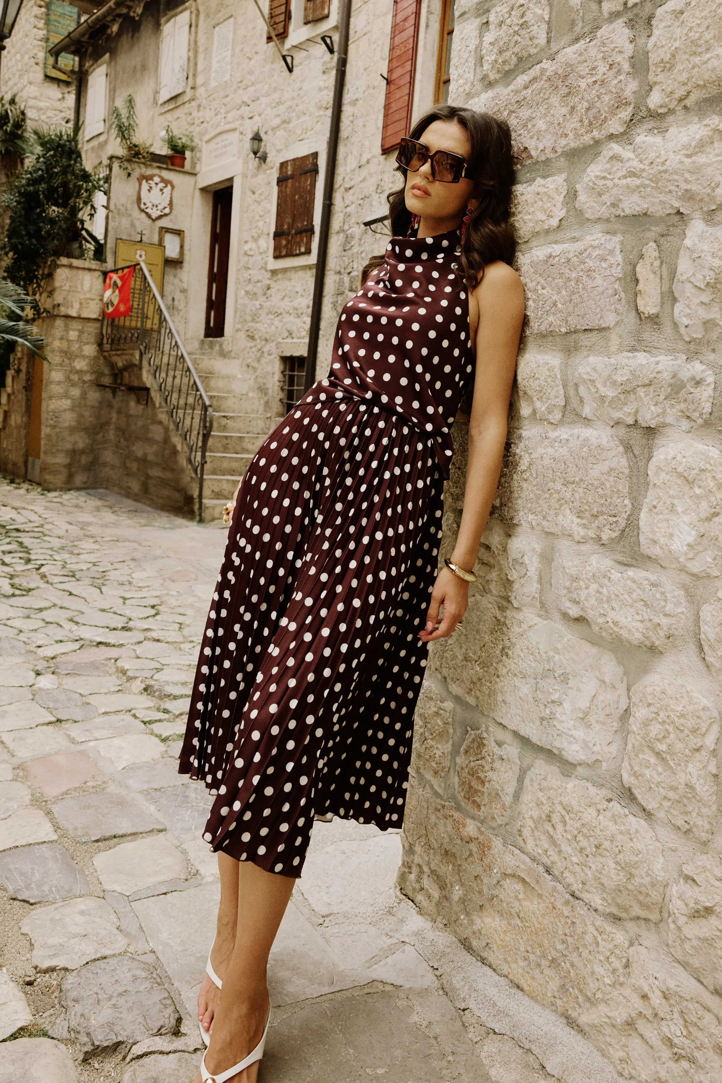 Kiora | Bruine Stippen Print Satijnen Midi Rok