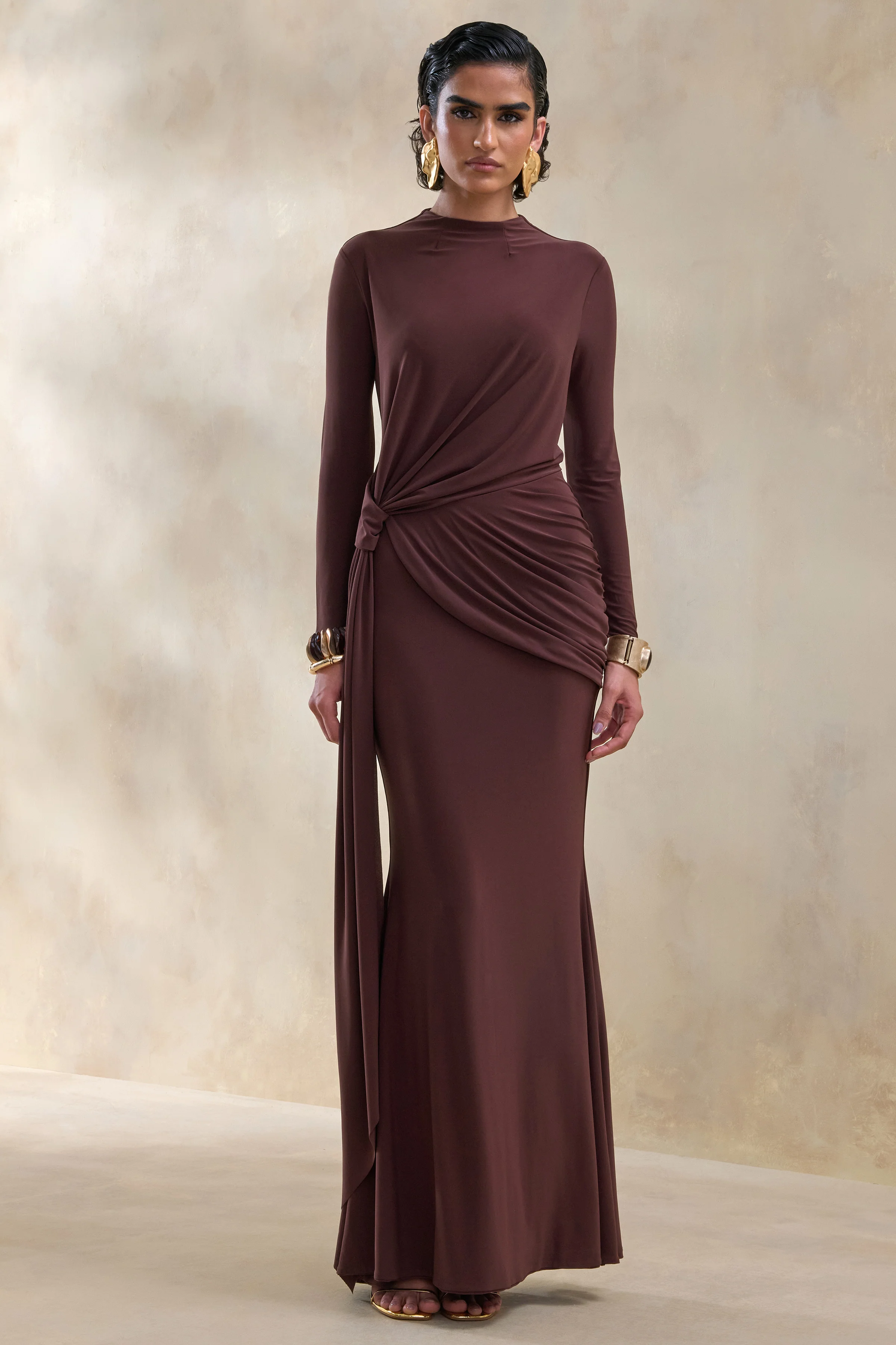 Kyrissa | Bruine Hoge Hals Maxi Jurk met Gerimpelde Details