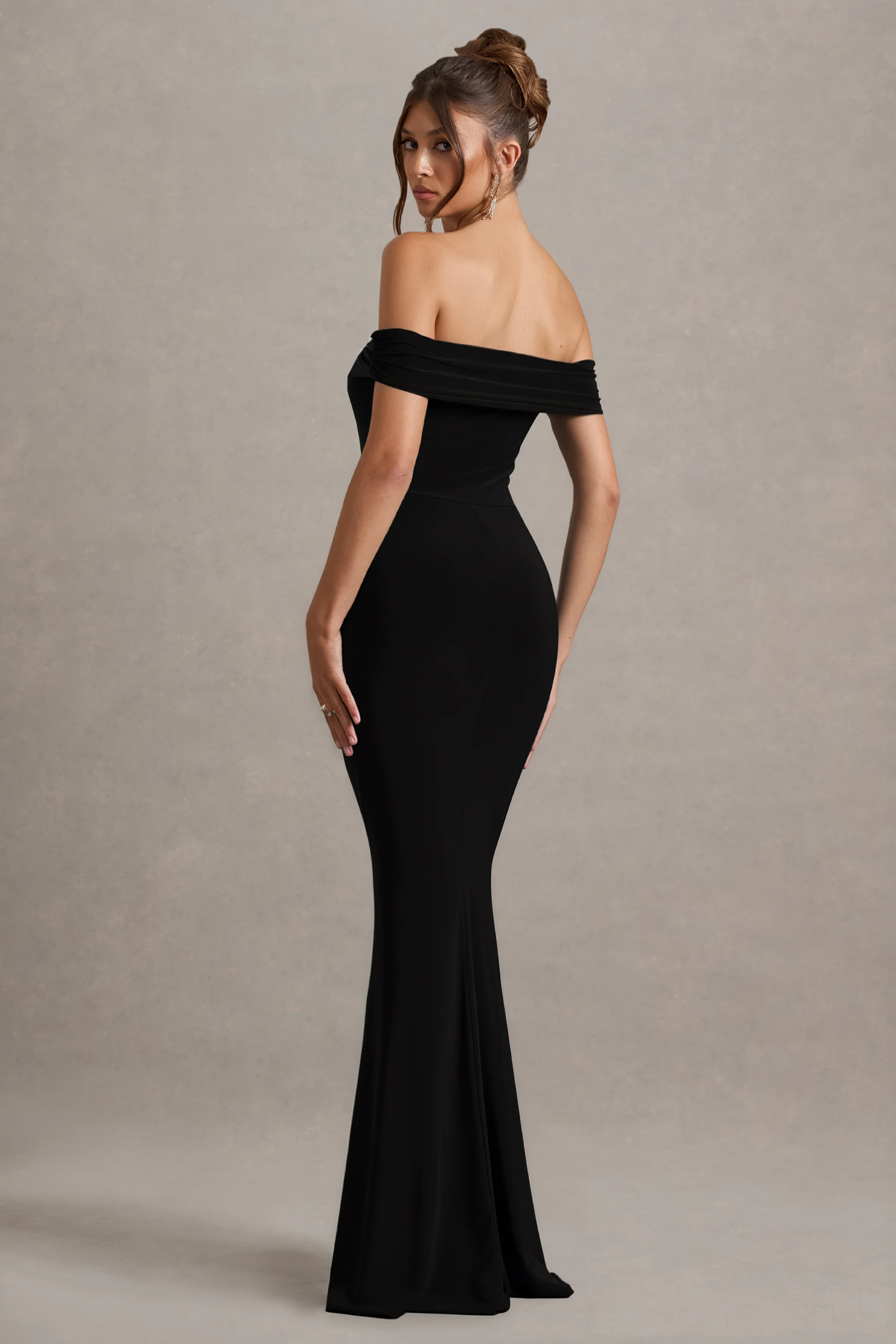 Law of Attraction | Zwarte Bardot Draperend Split Maxi Jurk - Image 2