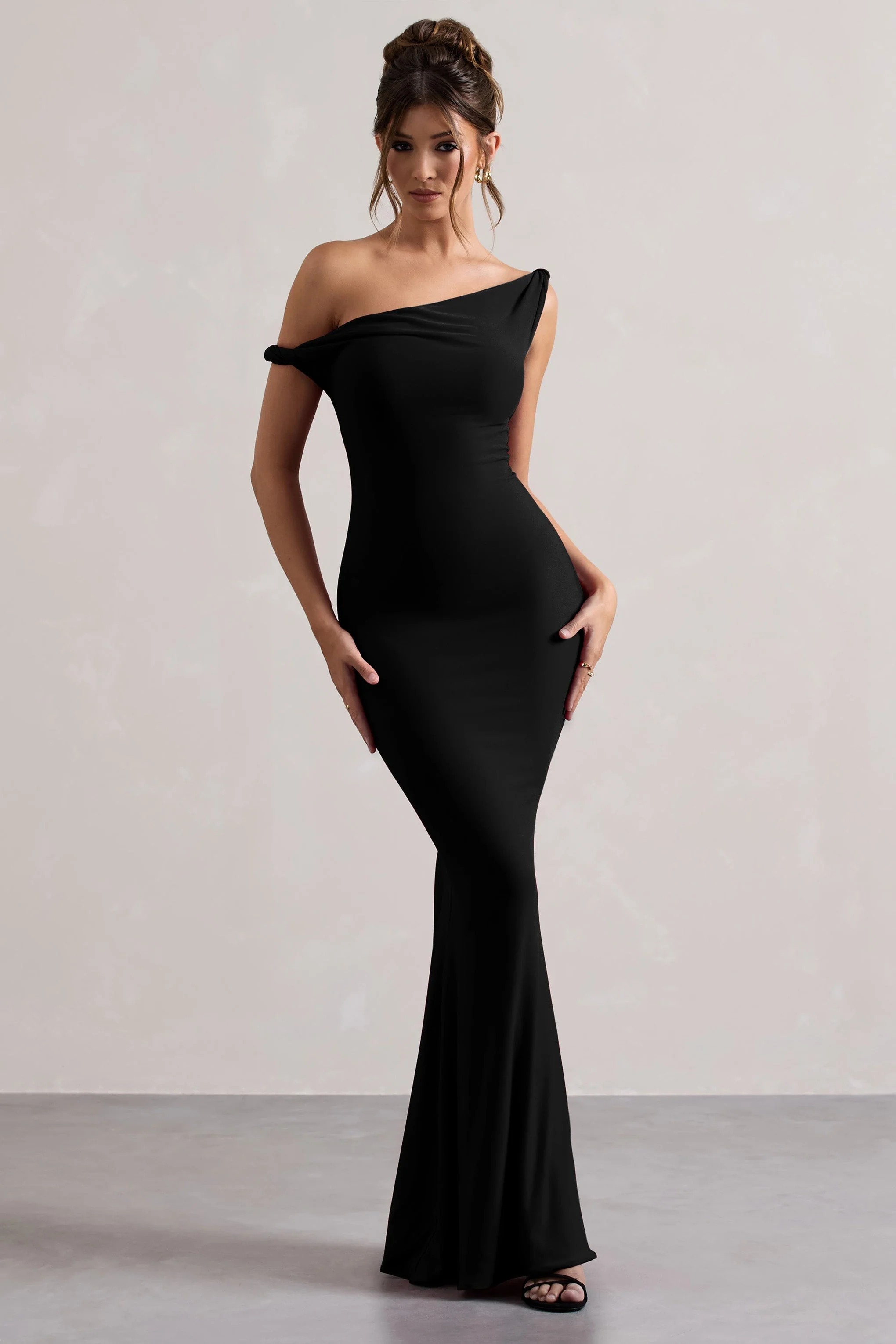 Lita | Zwarte Gedraaide Asymmetrische Maxi‑Jurk - Image 2