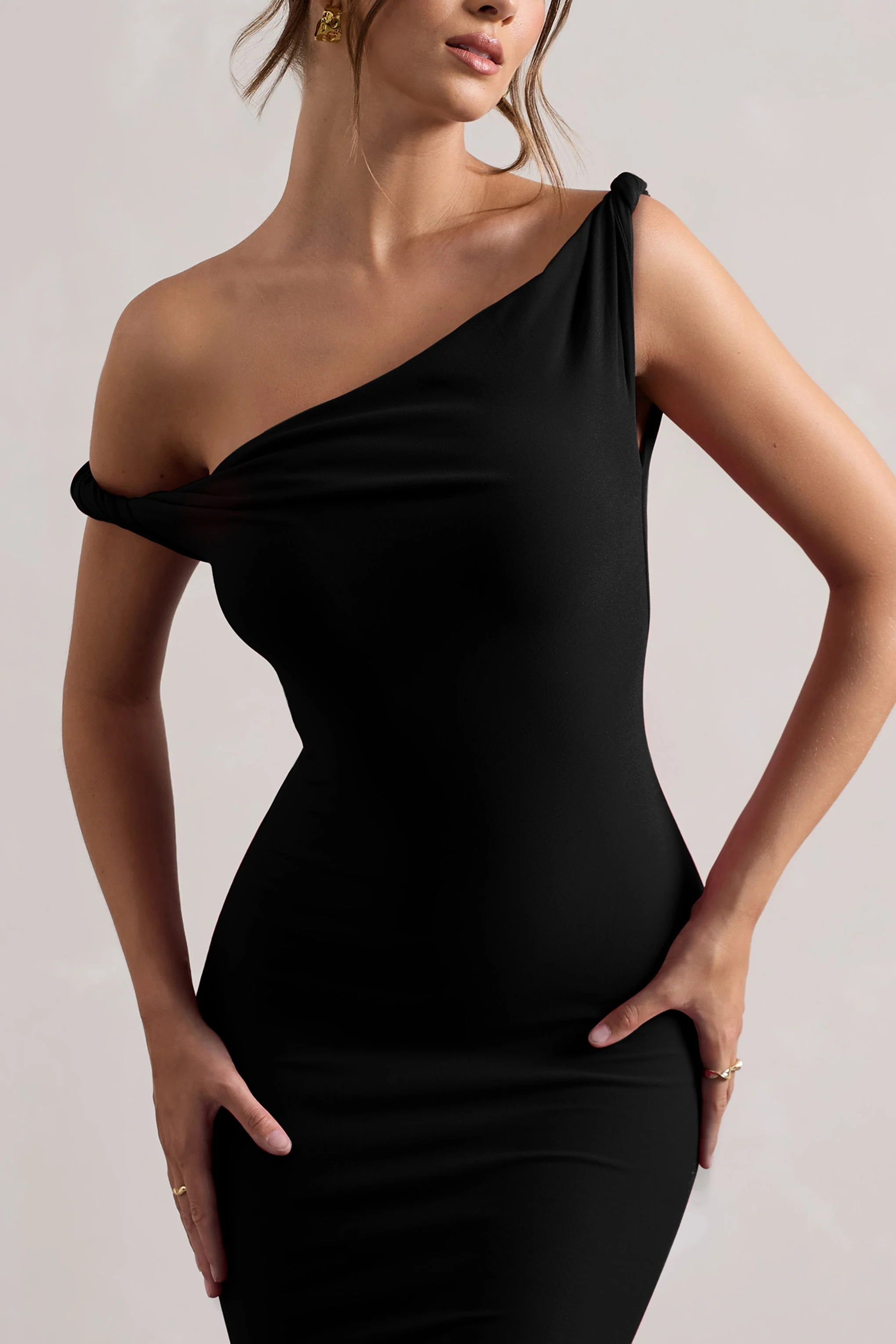 Lita | Zwarte Gedraaide Asymmetrische Maxi‑Jurk - Image 3