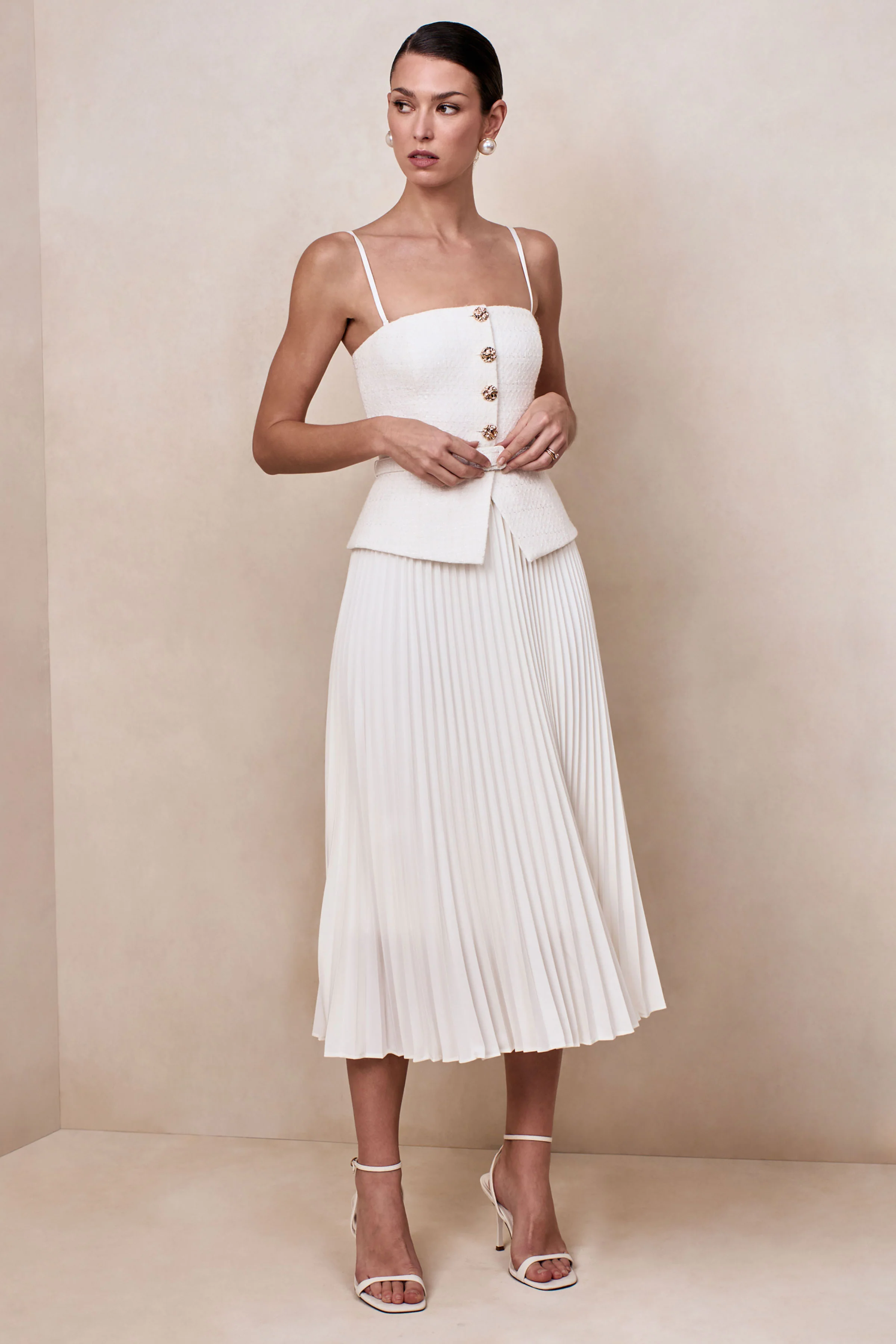 Lizzy | Crème Vierkante Hals Midi Jurk Met Geplooide Rok - Image 8