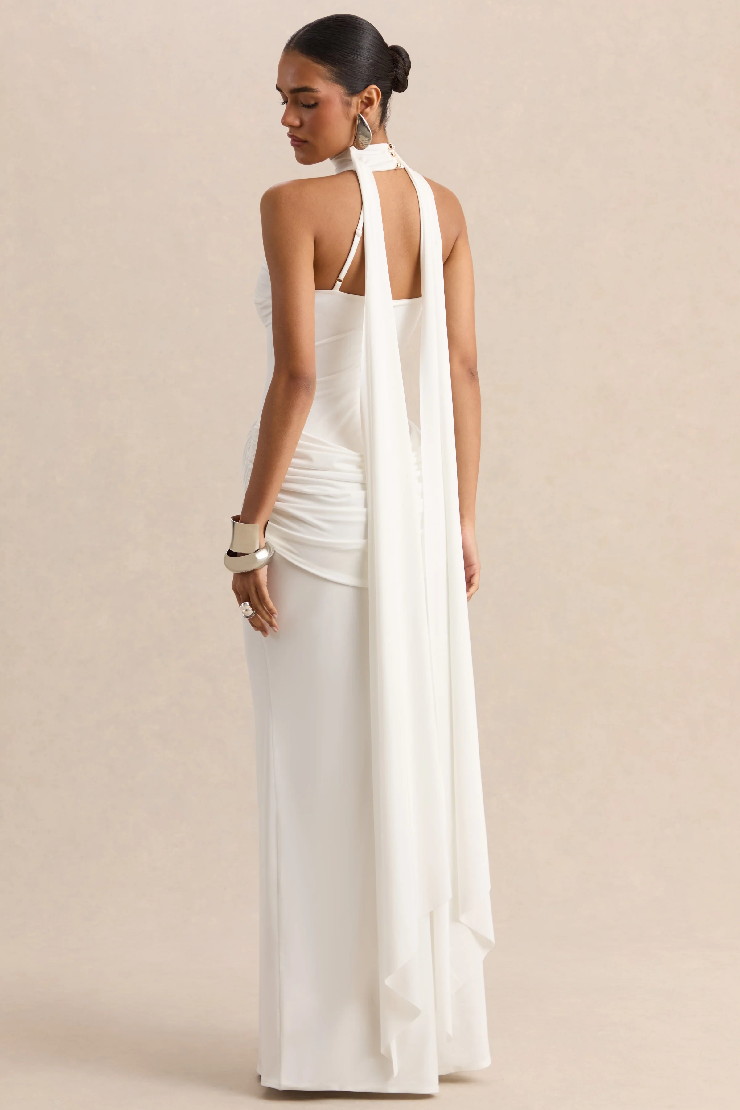 Lorintha | Witte Hoge Hals Maxi Jurk Met Draperende Details - Image 2