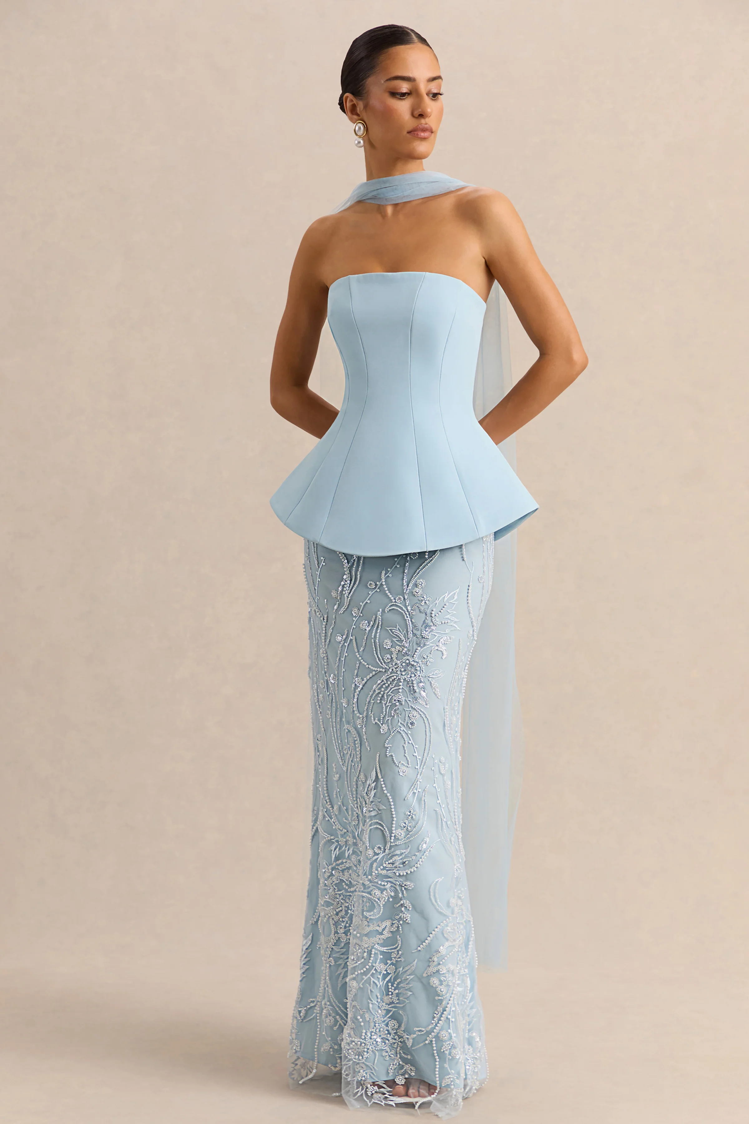 Lorna | Lichtblauwe Bandeau Maxi Jurk Met Sjaal - Image 4