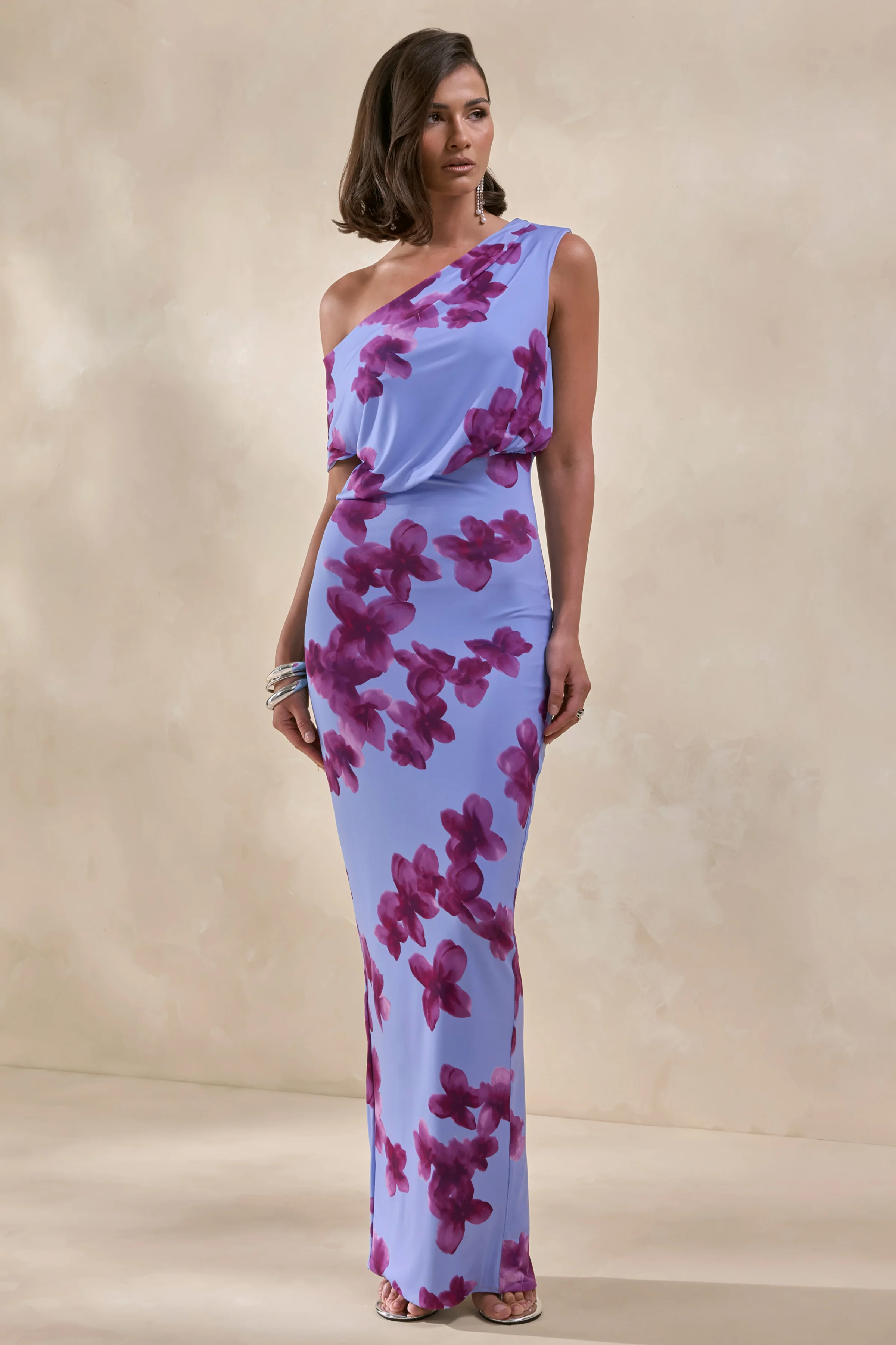 Louisa | Maxi-jurk met asymmetrische halslijn en vervaagde bloemenprint - Image 5