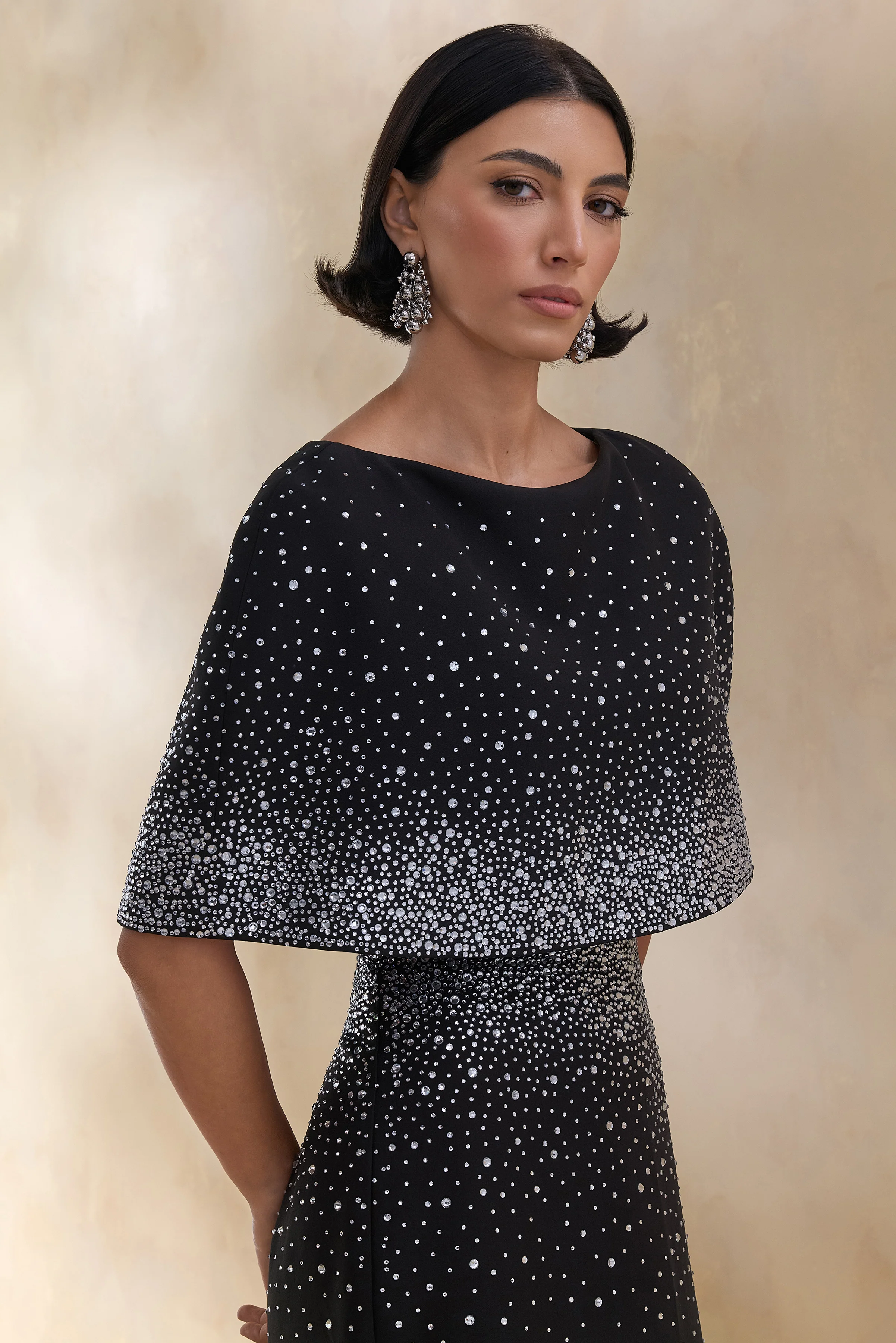 Luxy | Zwarte Versierde Crop Top Met Boothals En Kapmouwen - Image 4