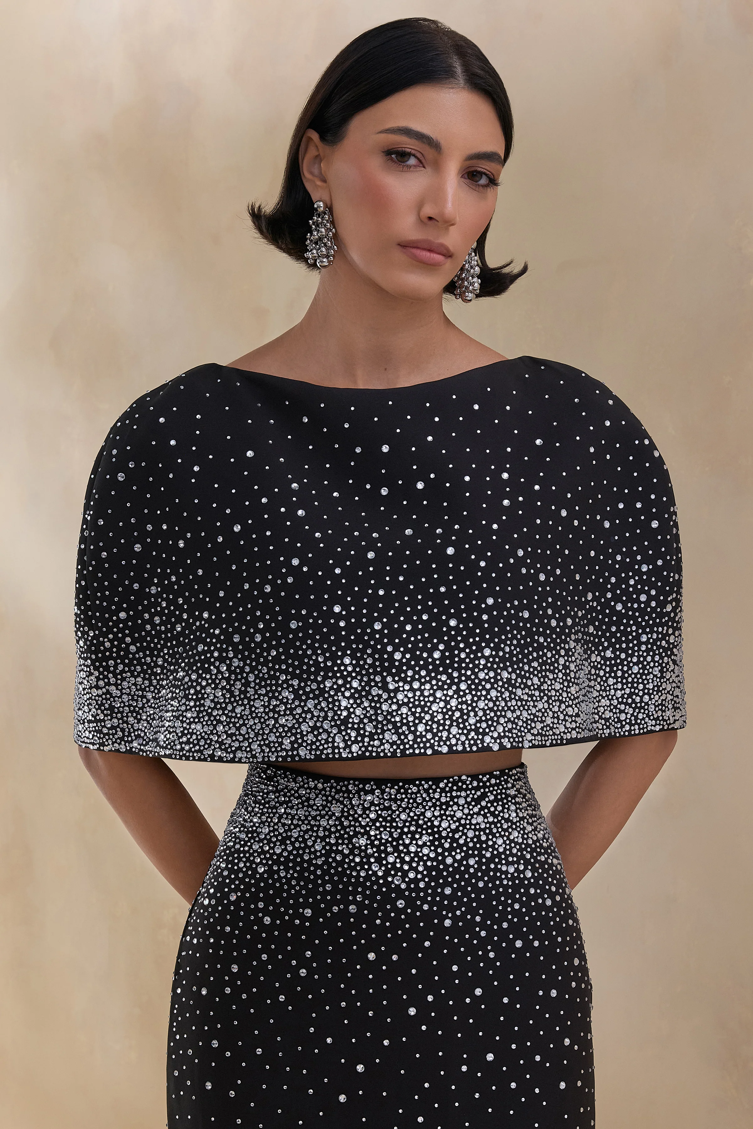Luxy | Zwarte Versierde Crop Top Met Boothals En Kapmouwen - Image 5