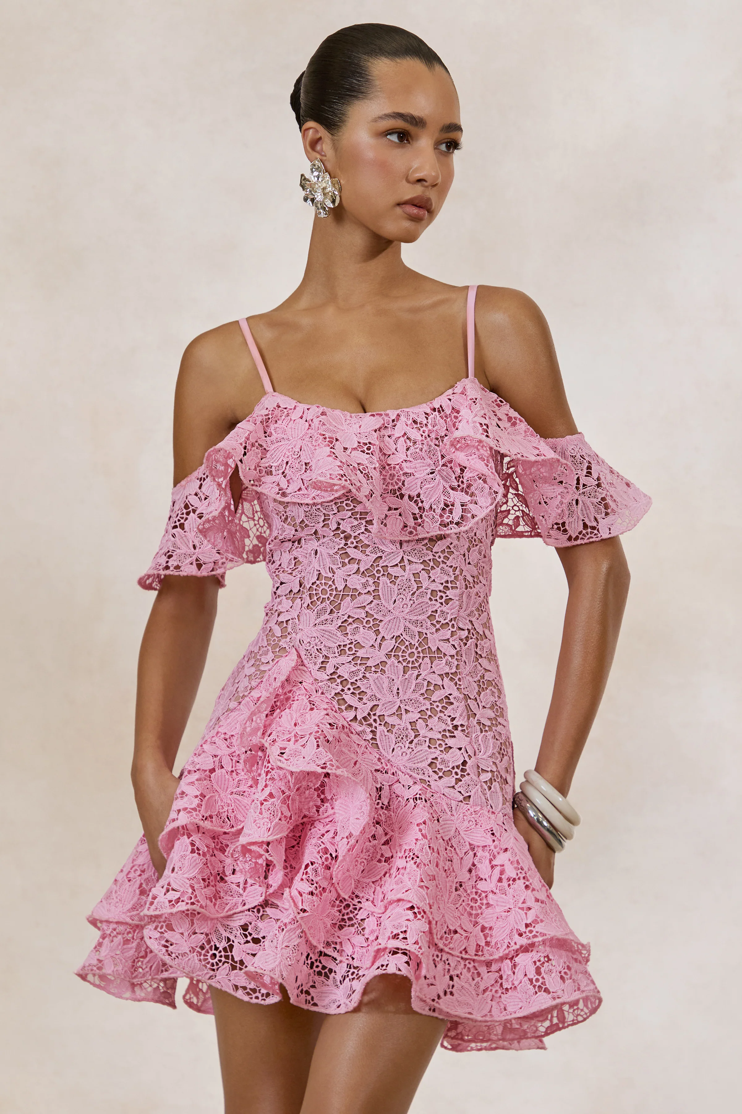 Lyris | Roze Kanten Mini Jurk Met Lage Ronde Hals En Ruches - Image 3