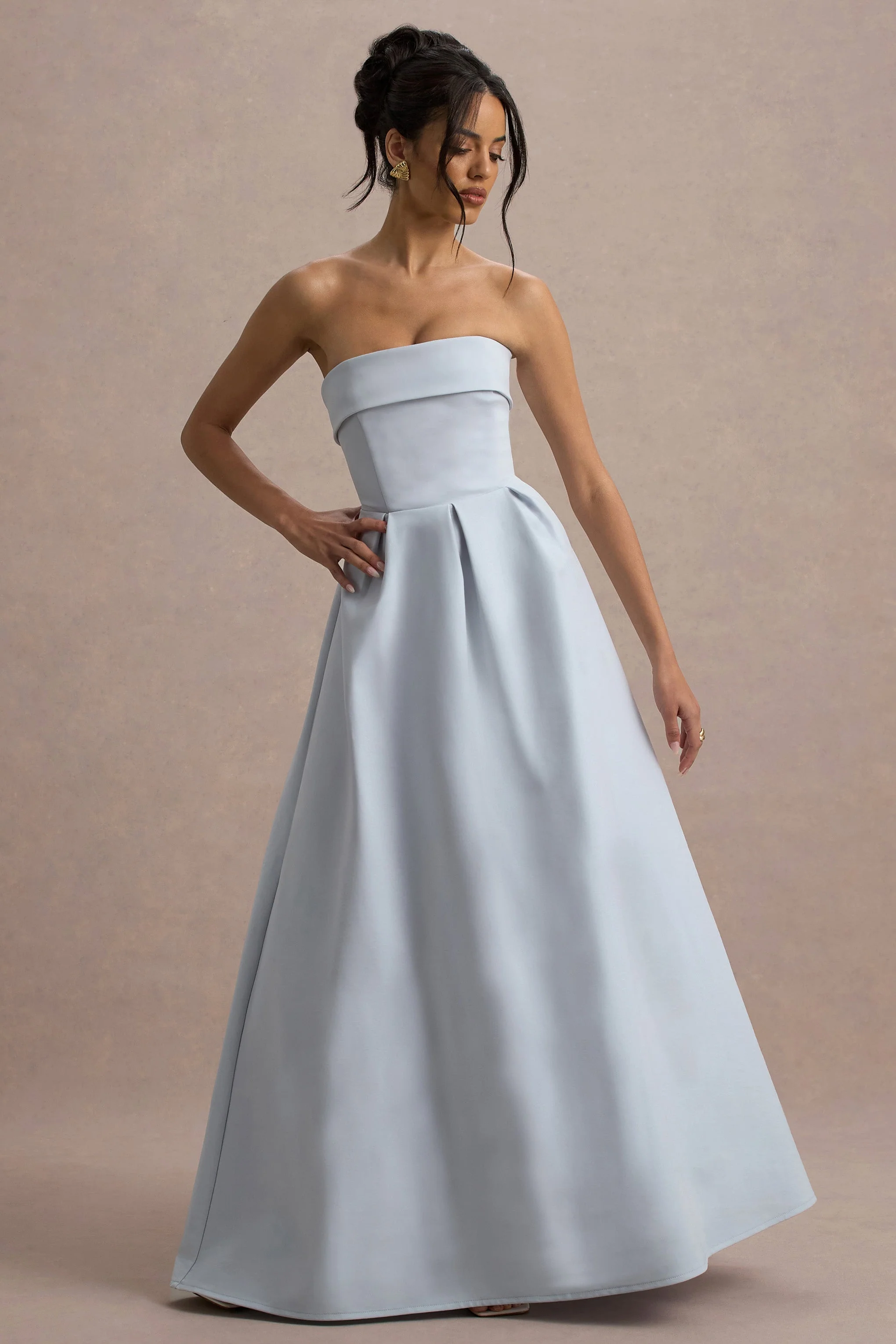 Maddalena | Poederblauwe Bandeau Skater Maxi Jurk - Image 2