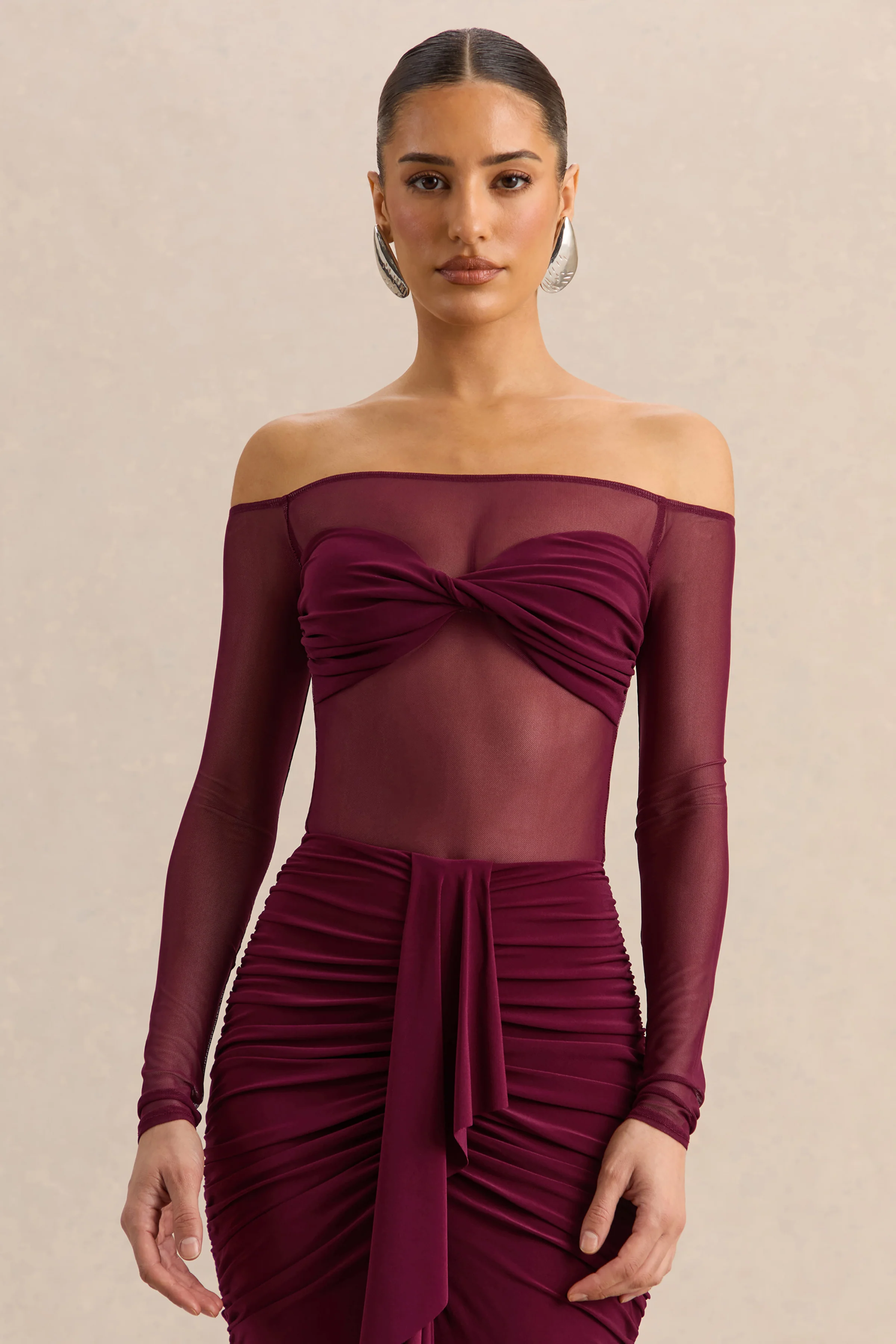 Maira | Bordeauxrode Mesh Body Met Boot Hals