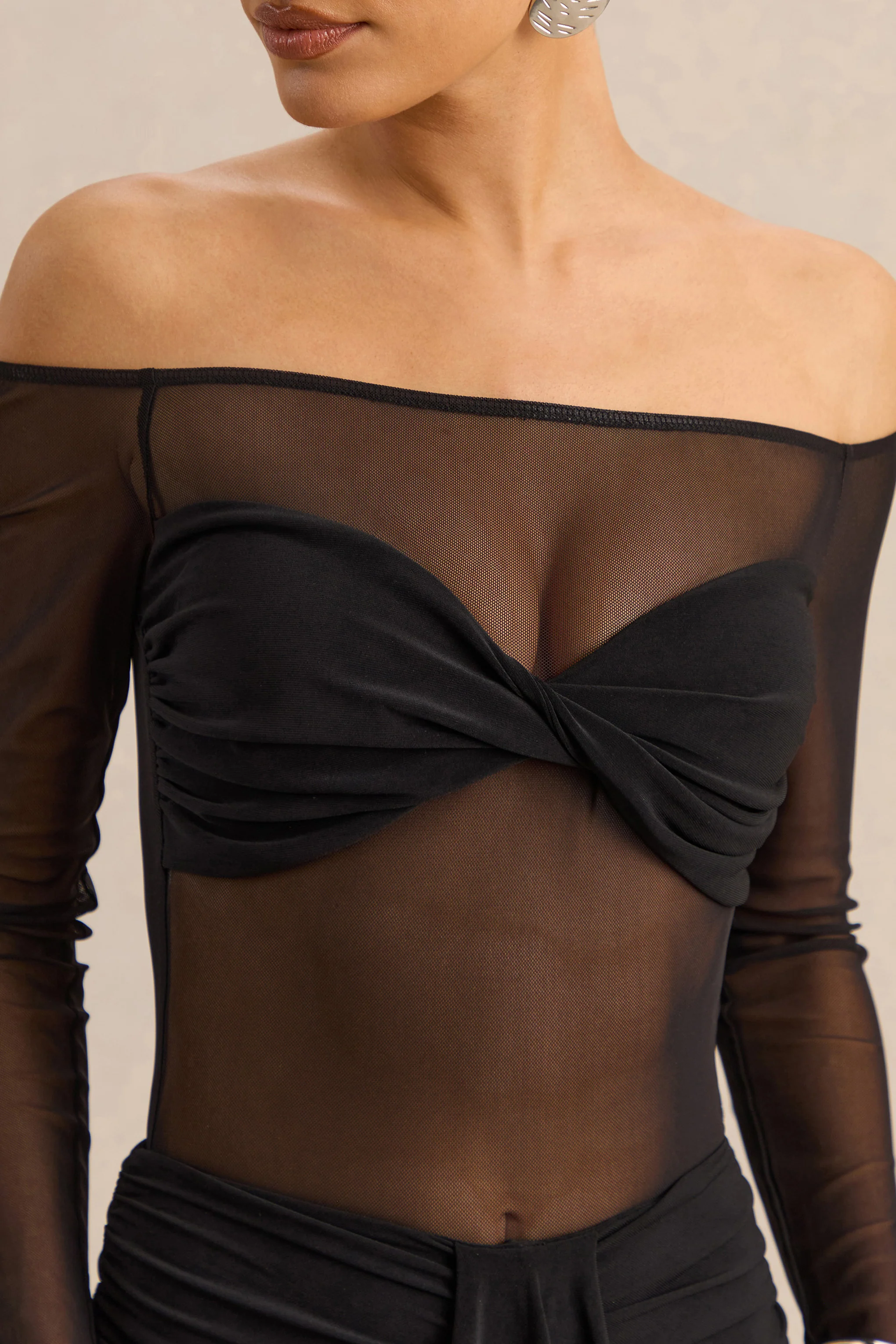 Maira | Zwarte Mesh Body Met Boot Hals - Image 3