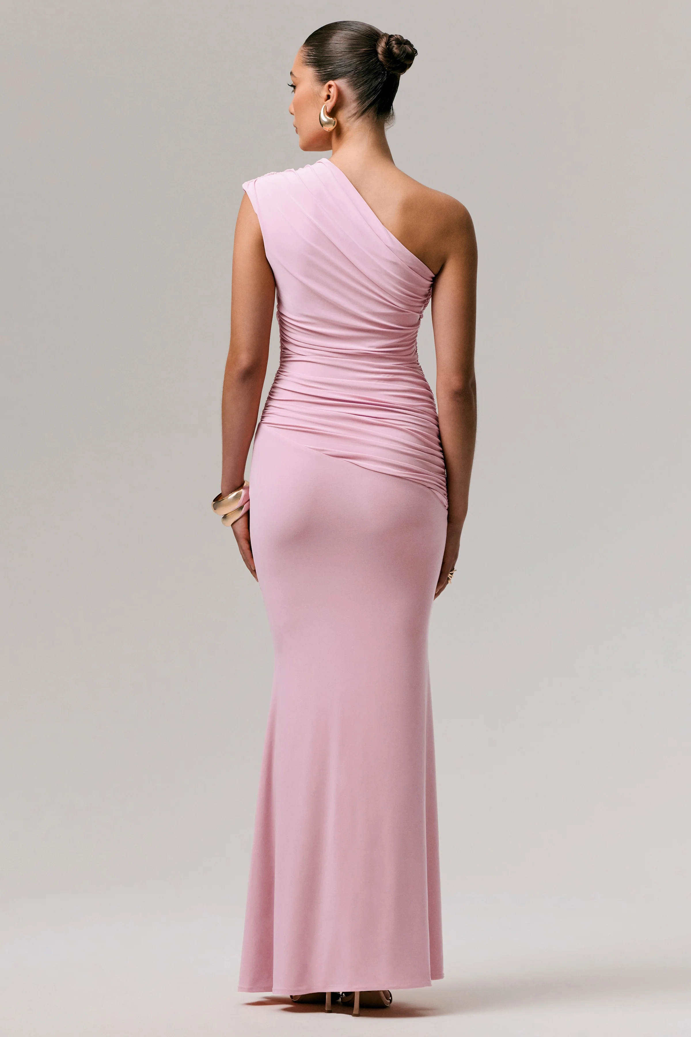Mardi | Roze Asymmetrische Maxi Jurk Met Gerimpelde Details - Image 2