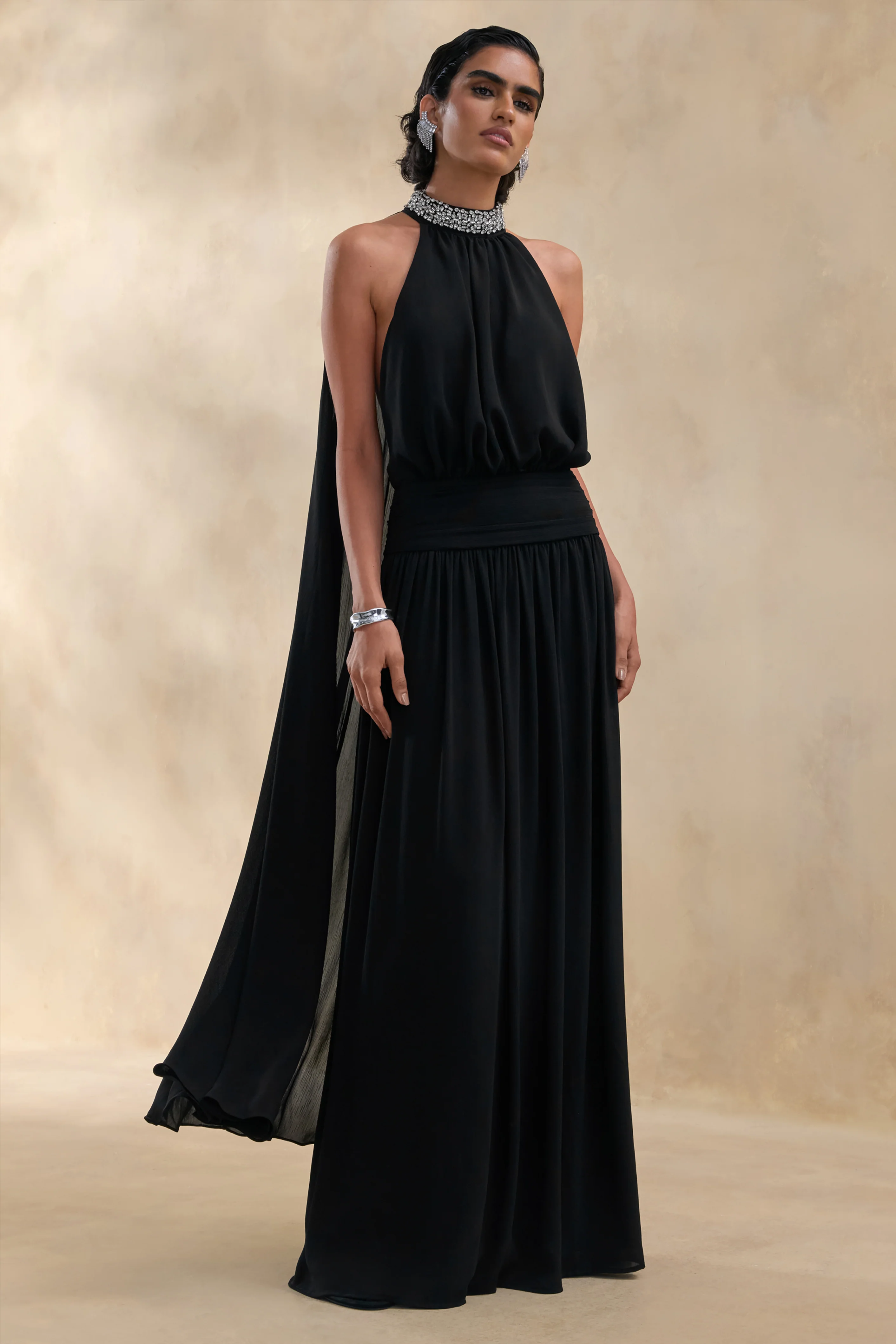 Marie | Zwarte Halternek Maxi Jurk Met Versierde Details