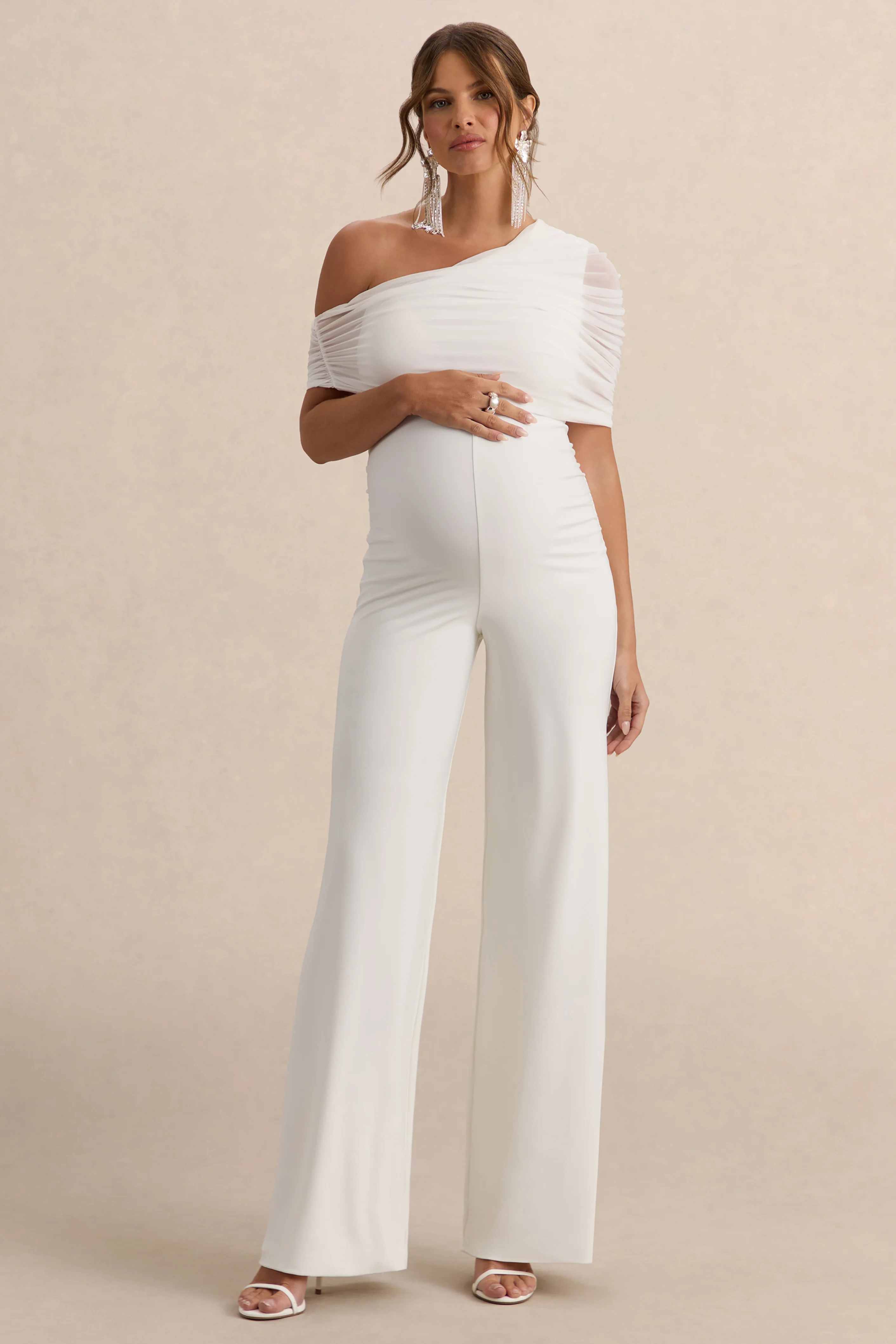 Mariska | Witte Asymmetrische Hals Zwangerschaps Jumpsuit - Image 5