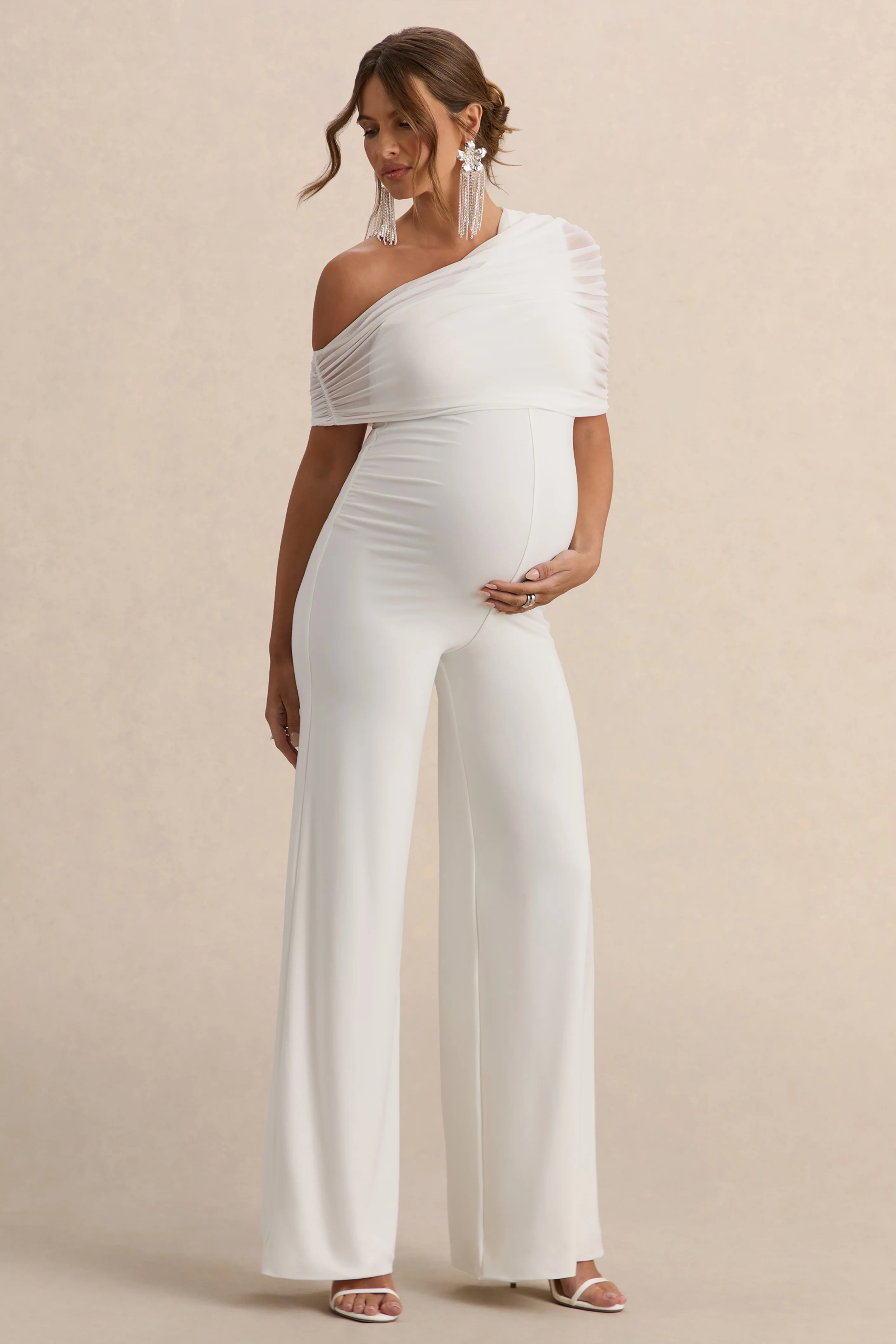 Mariska | Witte Asymmetrische Hals Zwangerschaps Jumpsuit - Image 6
