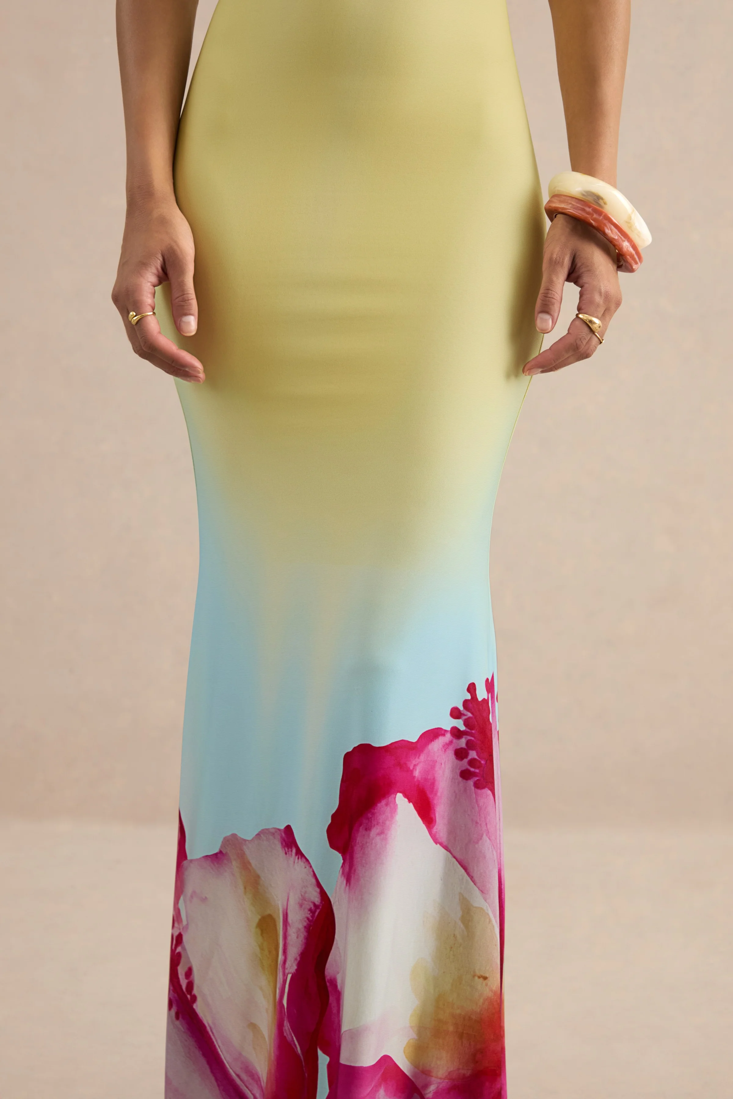Marlo | Gele Ombré Lelieprint Maxi Jurk - Image 5