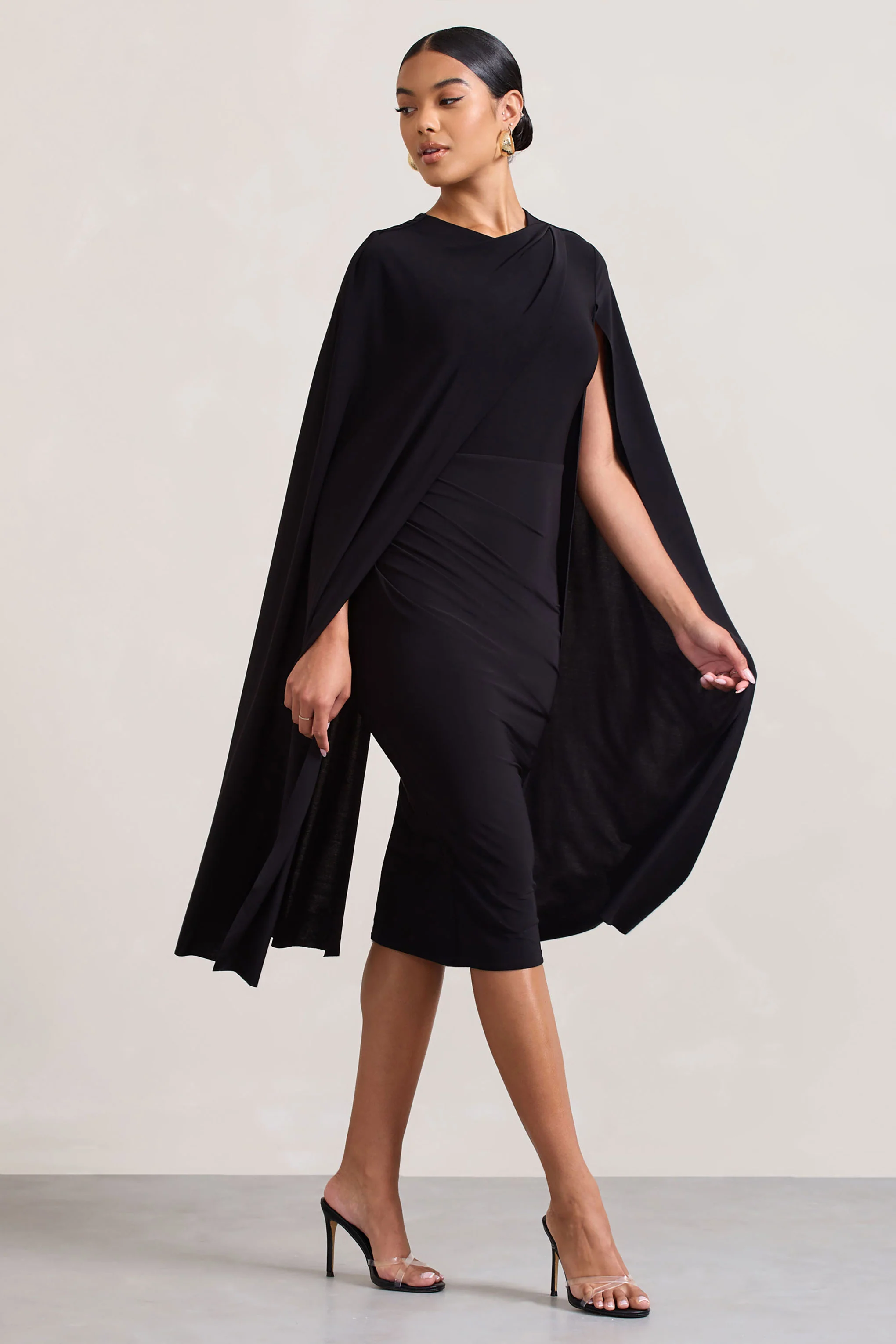 Marysol | Zwarte Asymmetrische Cape Midi Jurk - Image 4
