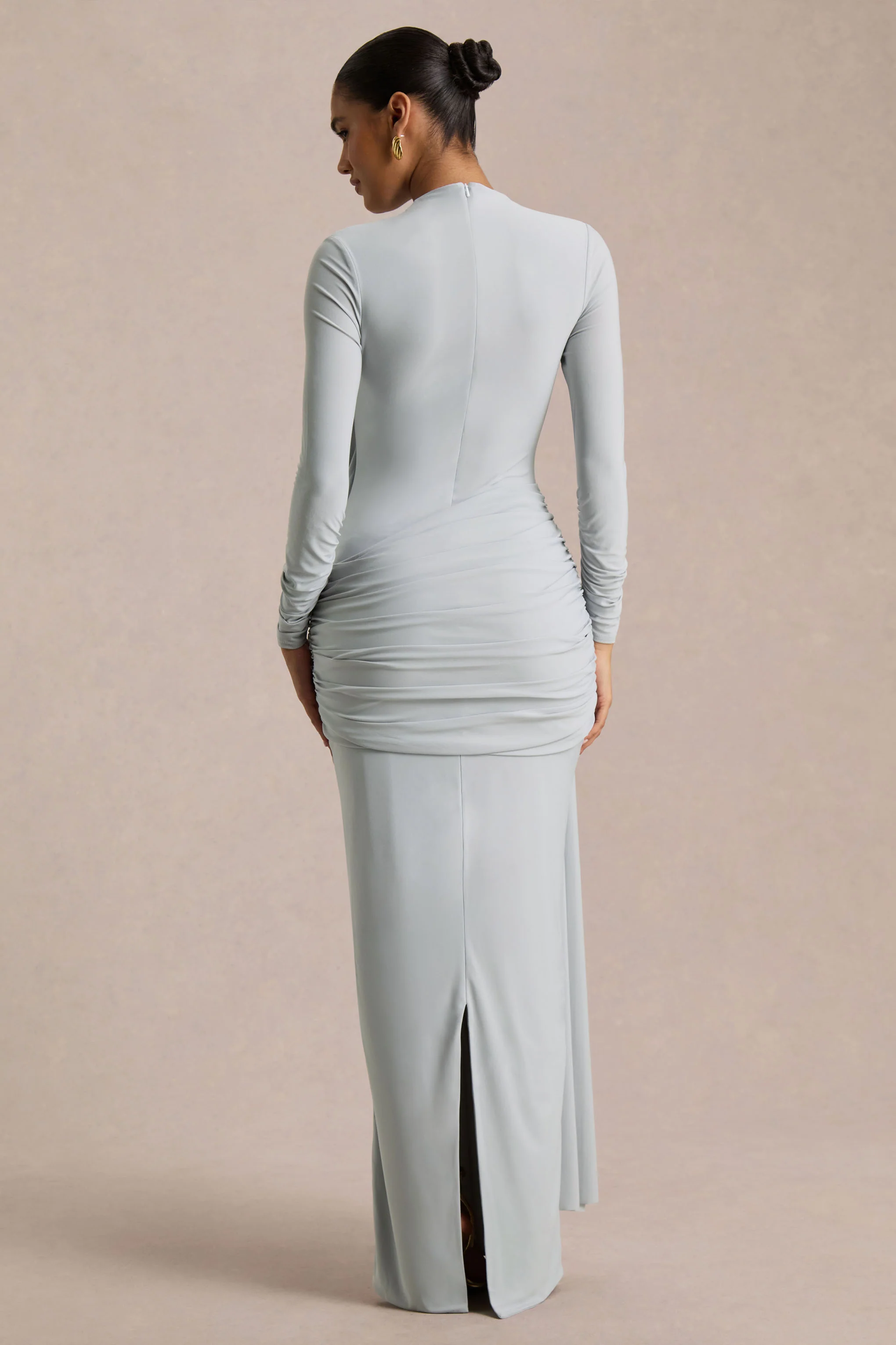 Melissa | Blauwe Overslag Maxi Jurk Met Lange Mouwen En Gerimpelde Detail - Image 2