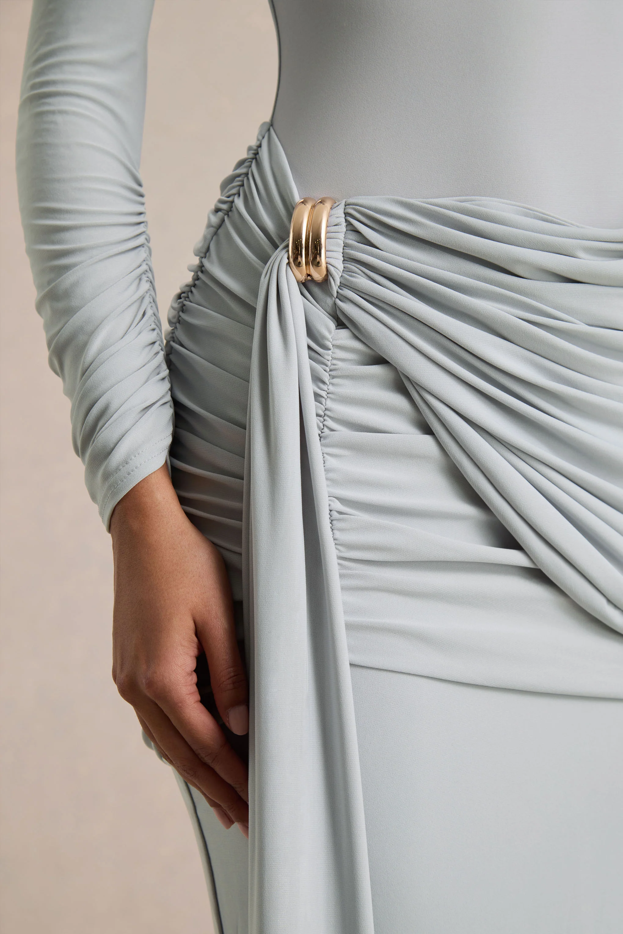 Melissa | Blauwe Overslag Maxi Jurk Met Lange Mouwen En Gerimpelde Detail - Image 6