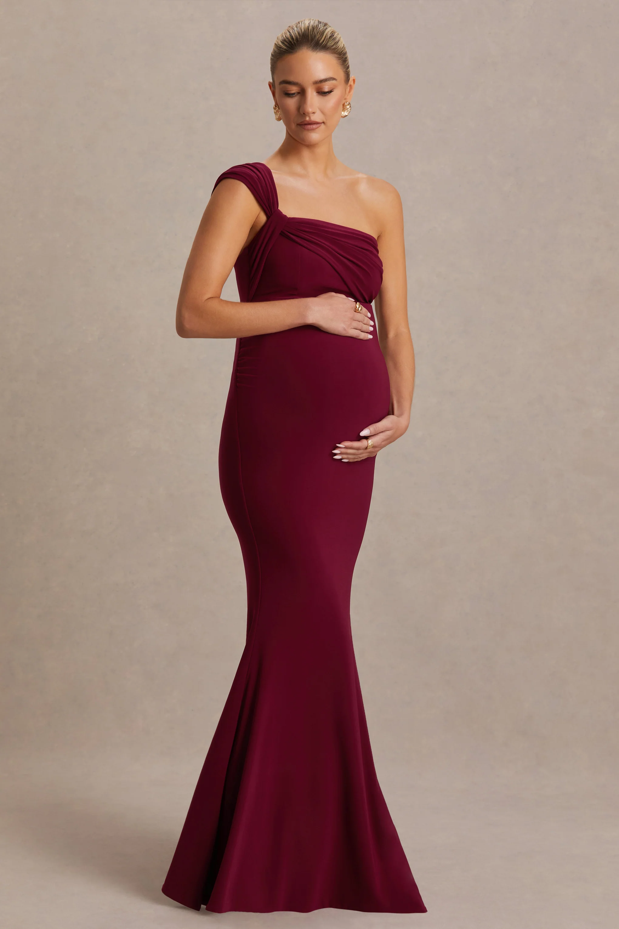 Mila | Bordeaux Zwangerschaps Maxi Jurk Met Asymmetrische Hals