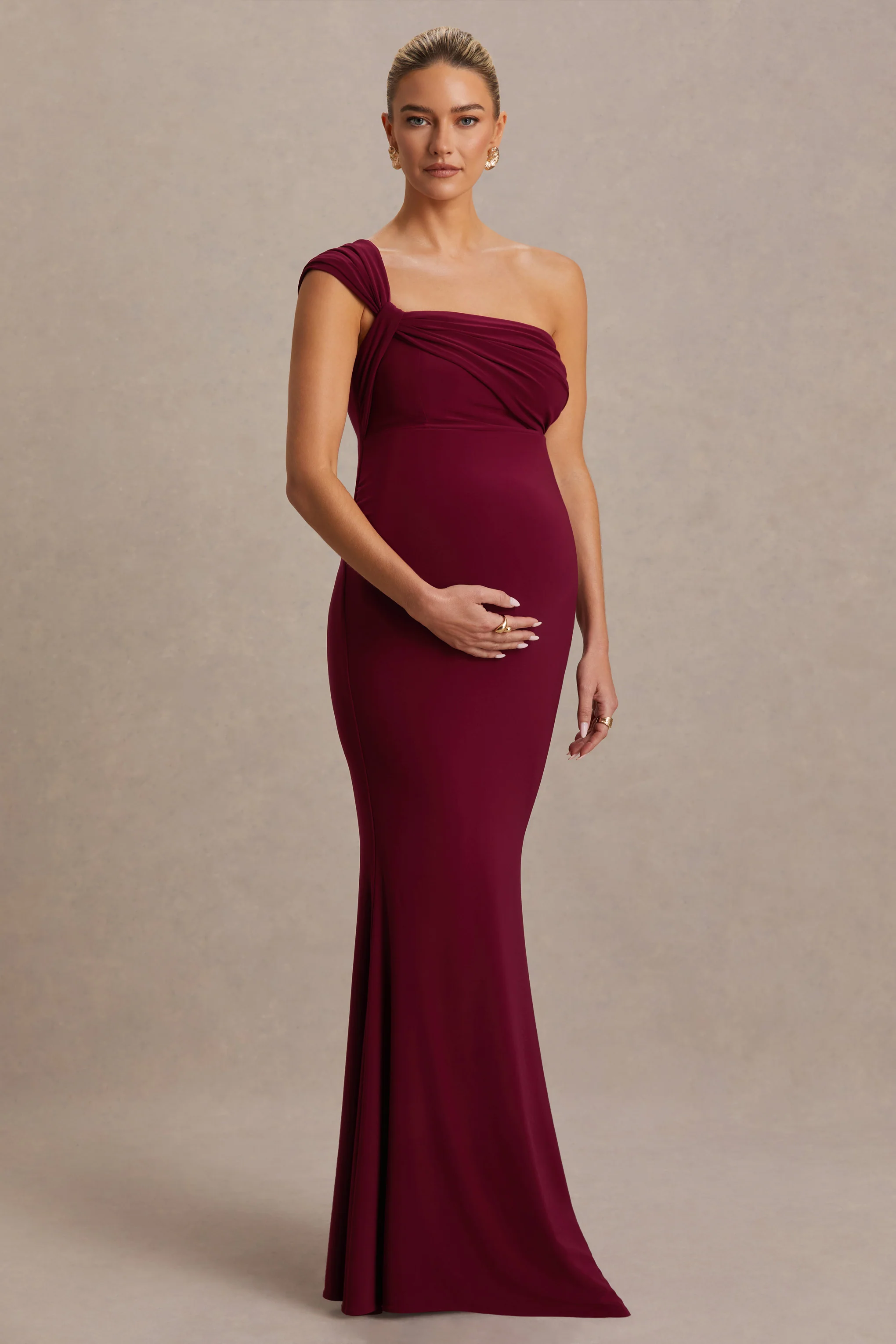 Mila | Bordeaux Zwangerschaps Maxi Jurk Met Asymmetrische Hals - Image 5