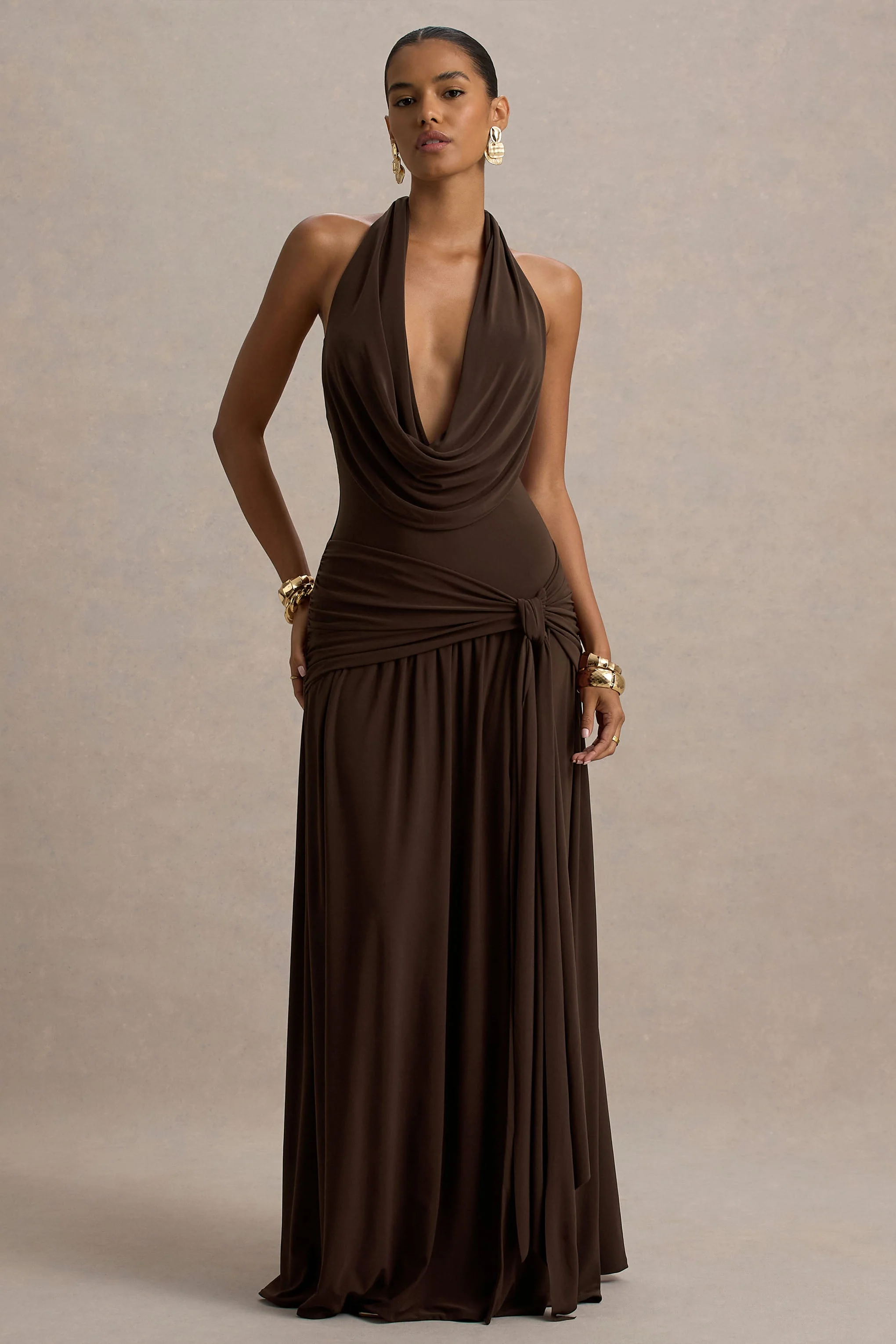 Mist | Bruine Maxi Jurk Met Diepe V-Hals En Split - Image 5