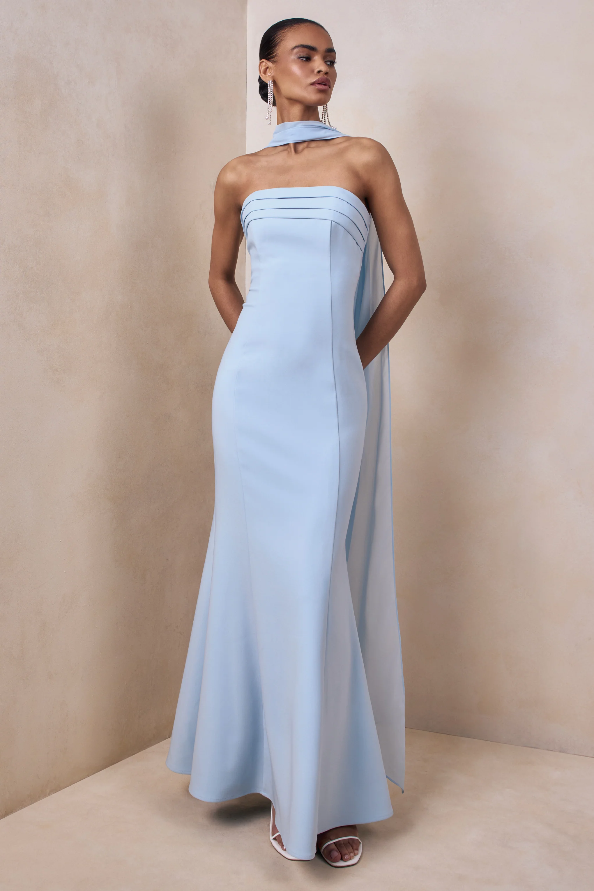 Nerissa | Lichtblauwe Bandeau Maxi Jurk Met Sjaal - Image 5