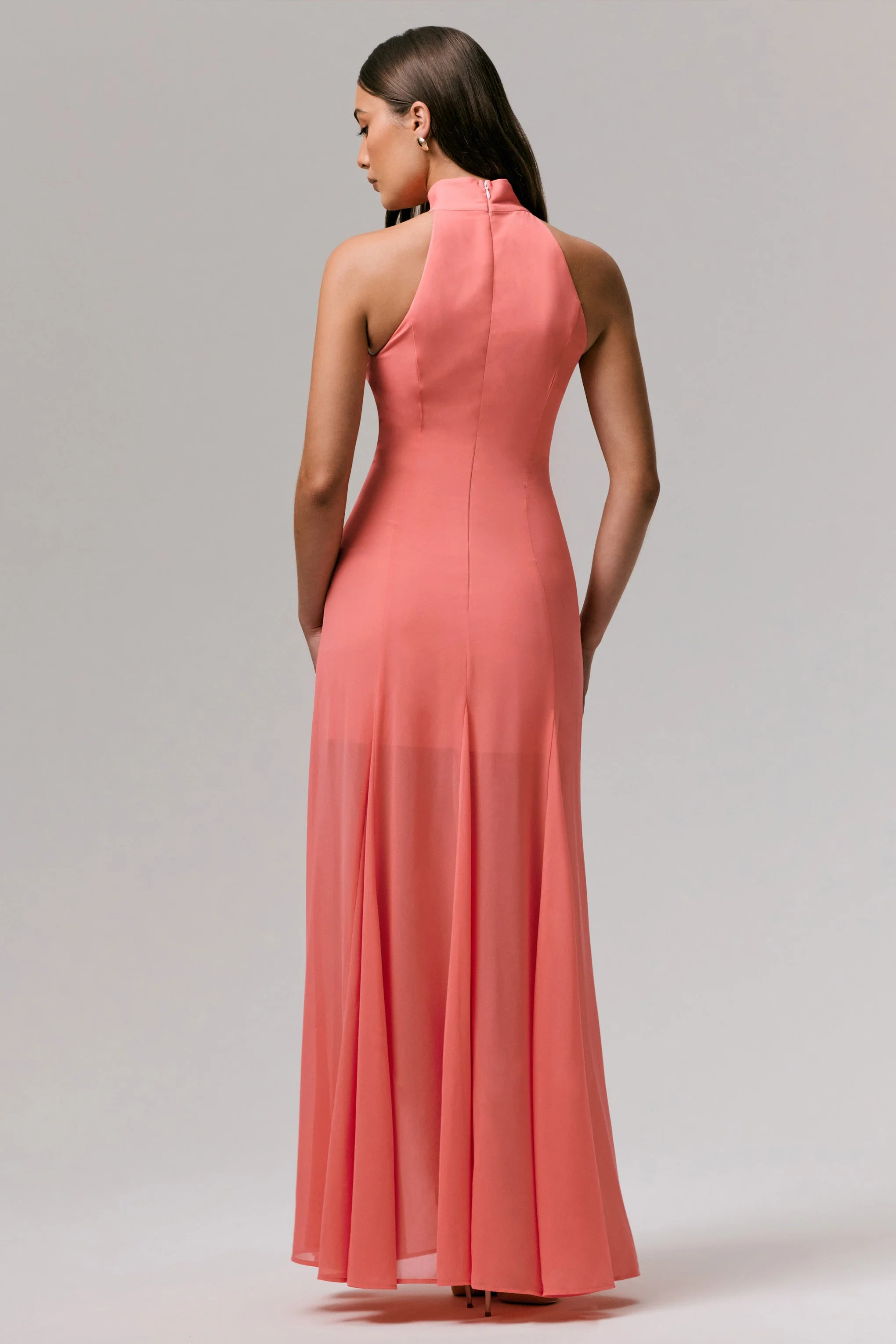 niamh | Saliegroene Asymmetrische Midi Jurk Met Drapering - Image 4