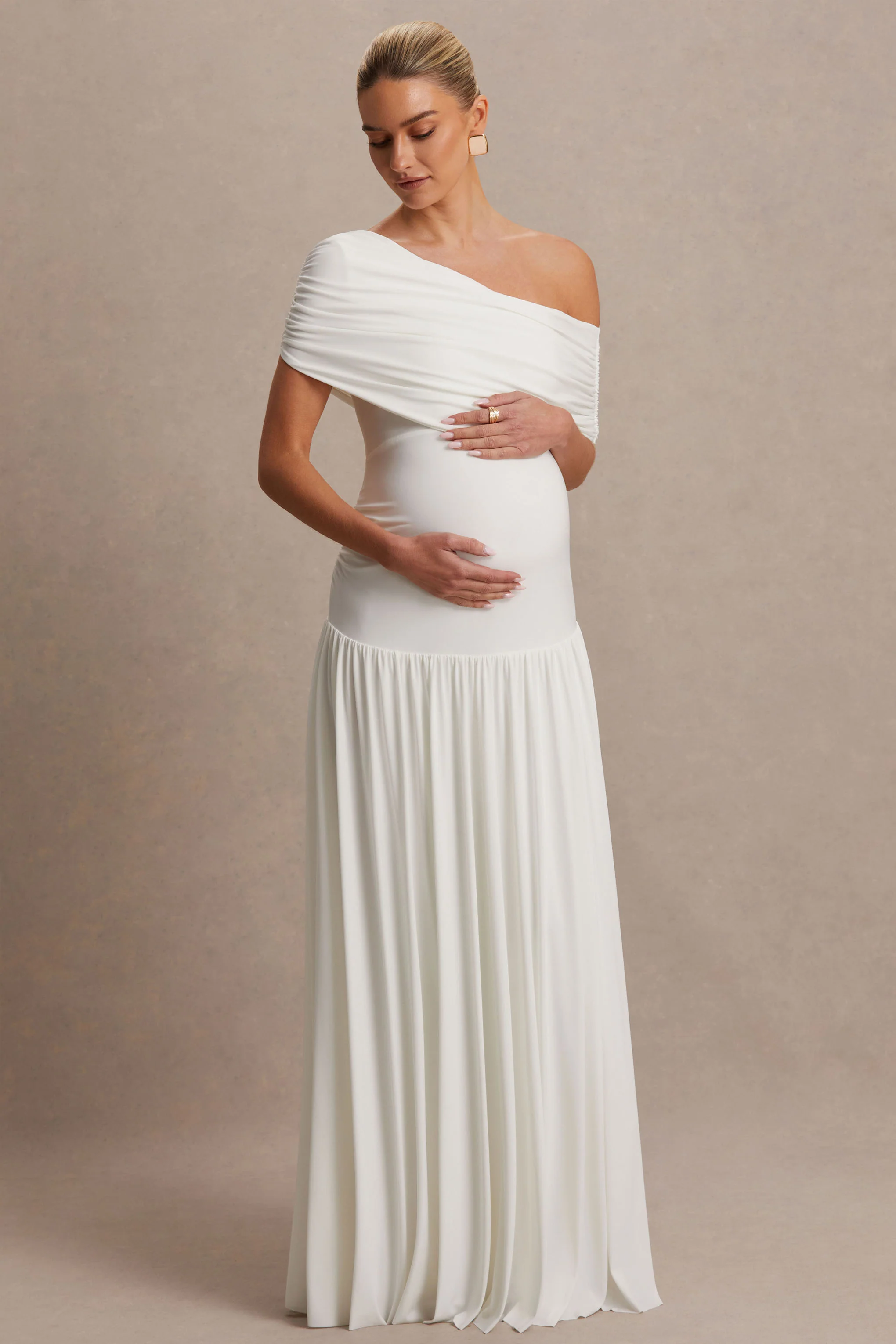 Noah | Witte Zwangerschaps Asymmetrische Hals Maxi Jurk Met VerlaagdeTaille - Image 5