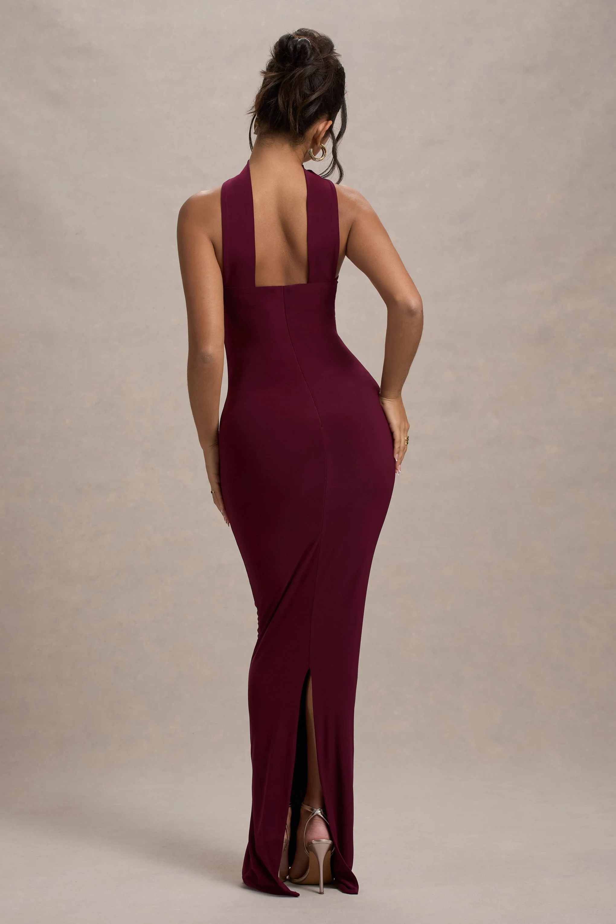 Nobu | Bordeaux Bandeau Maxi Jurk Met Halter Kraag - Image 2