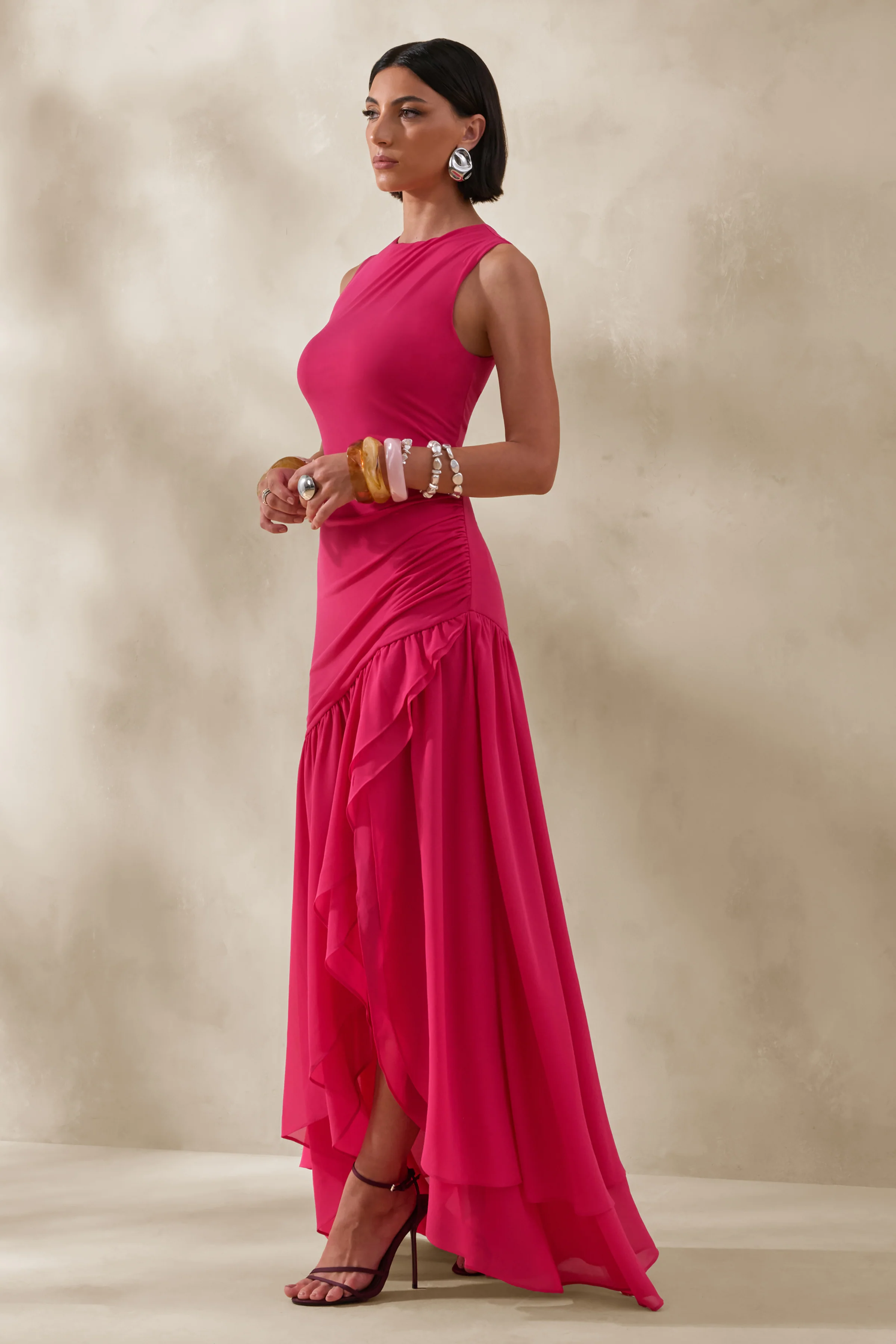 Noelia | Felroze Racernek Maxi Jurk Met Ruches Details - Image 4