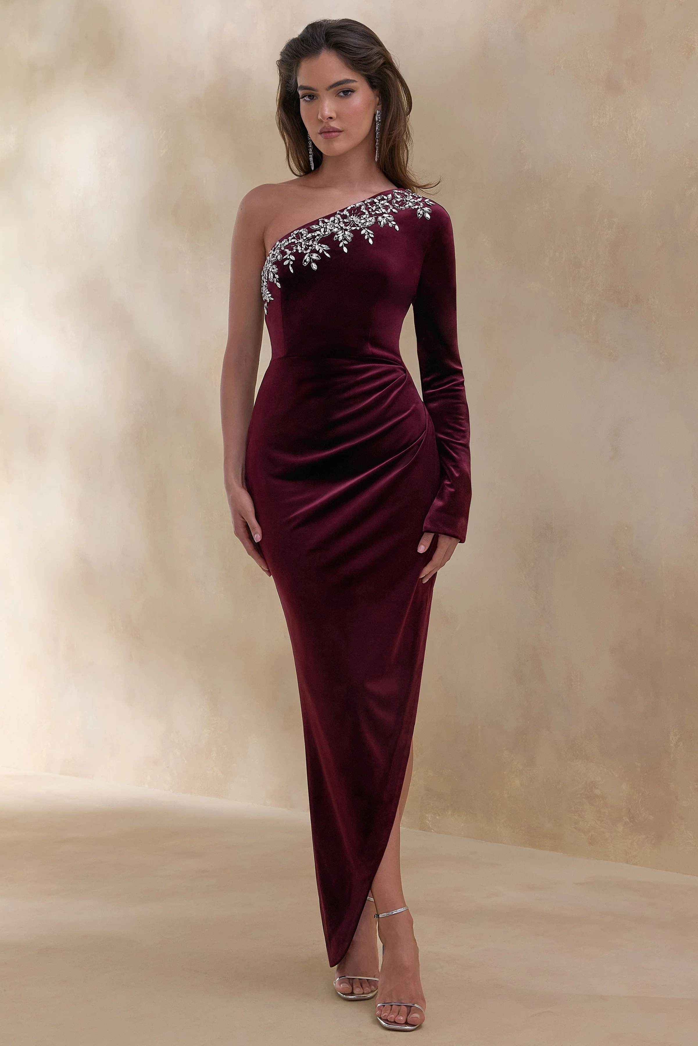 Nyssa | Bordeaux Versierde Asymetrische Hals Maxi Jurk