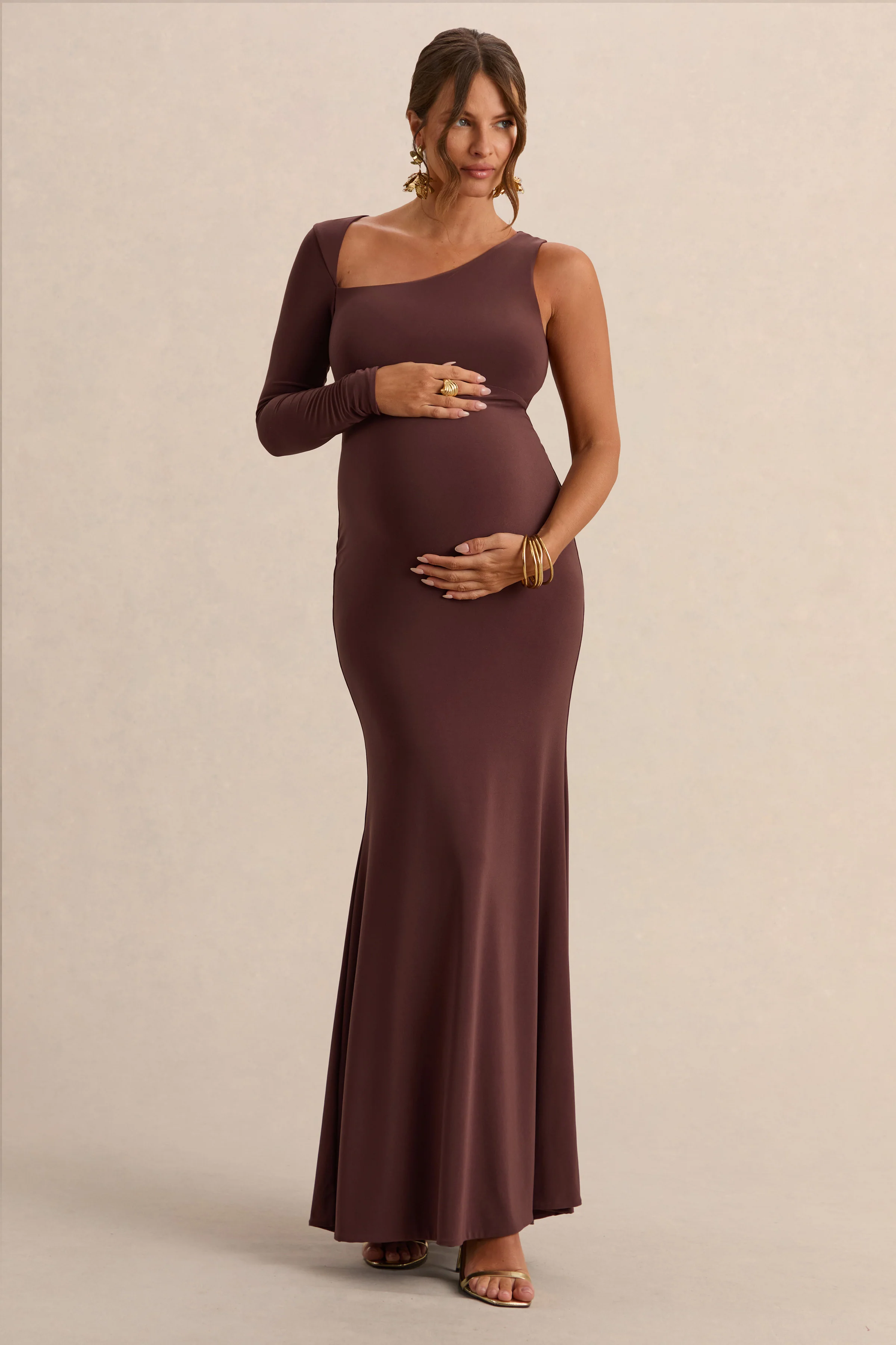 Oh Baby | Bruine Zwangerschaps Bodycon Maxi Jurk Met Één-Schouder