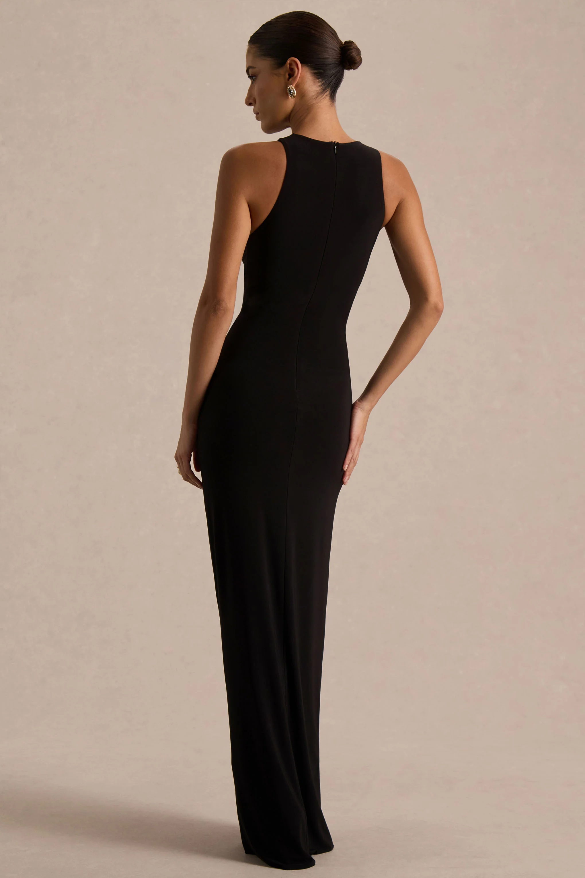 Opaline | Zwarte Maxi Jurk Met Hoge Hals En Cape‑Mouwen - Image 2